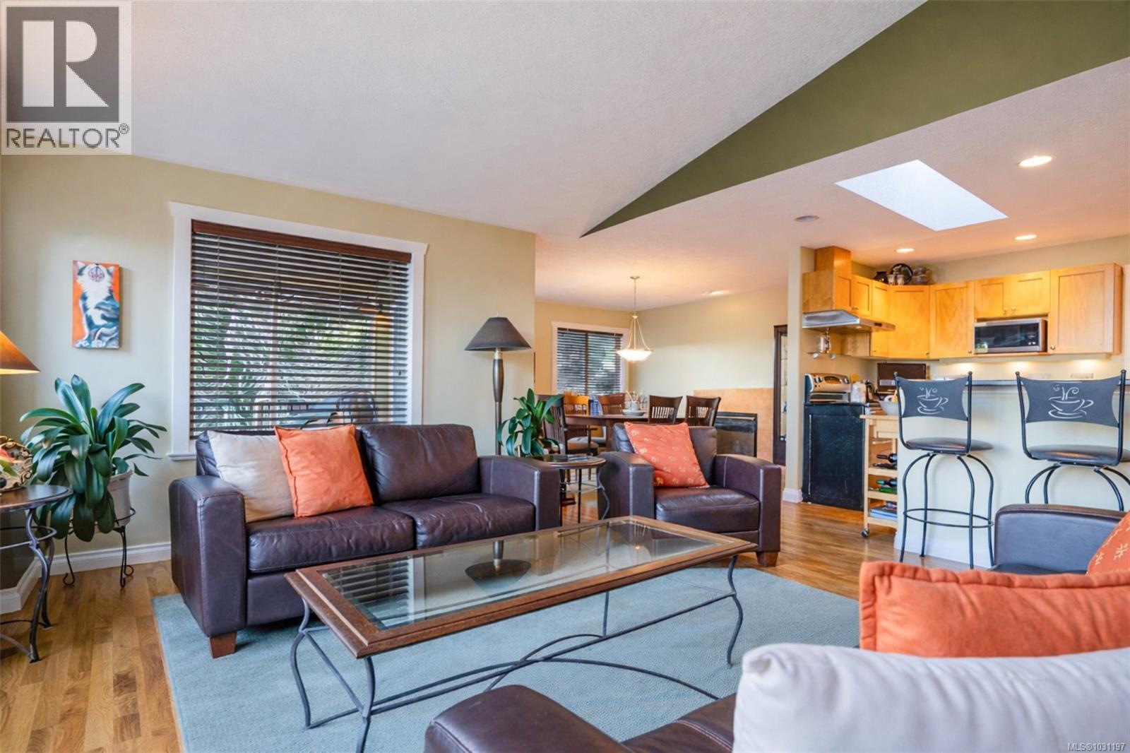 1420 Elan Pl - 6