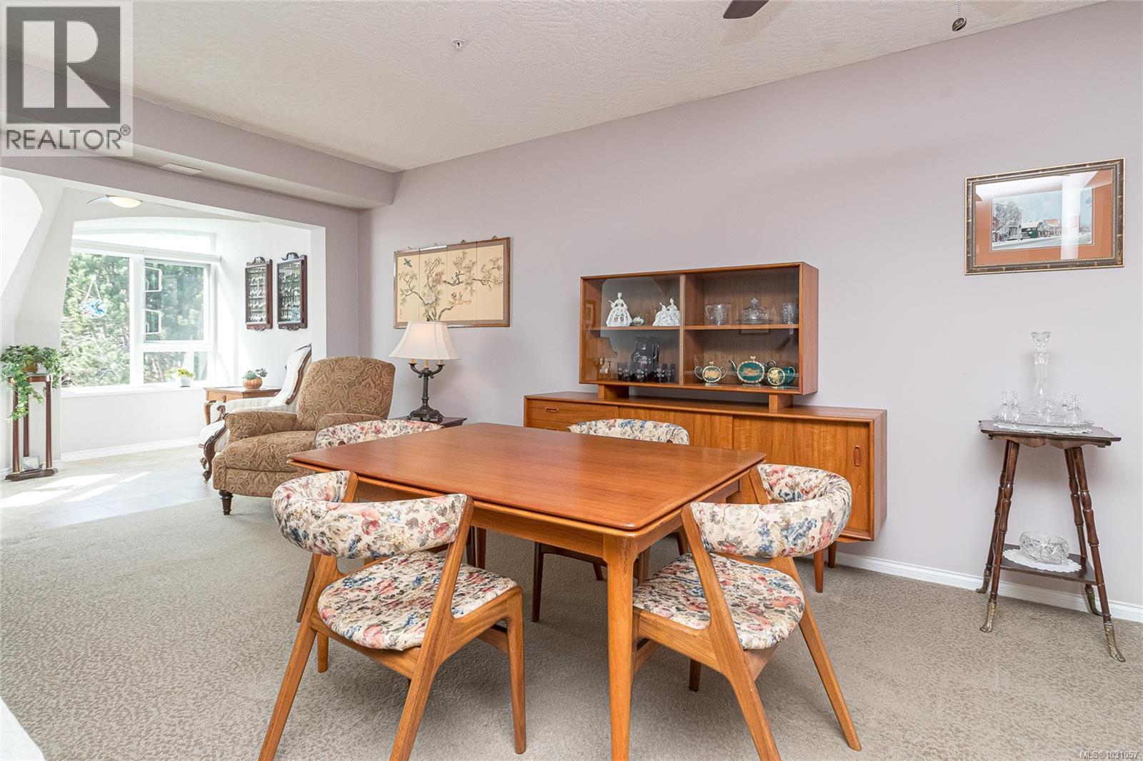 #402 1521 CHURCH AVE - 7