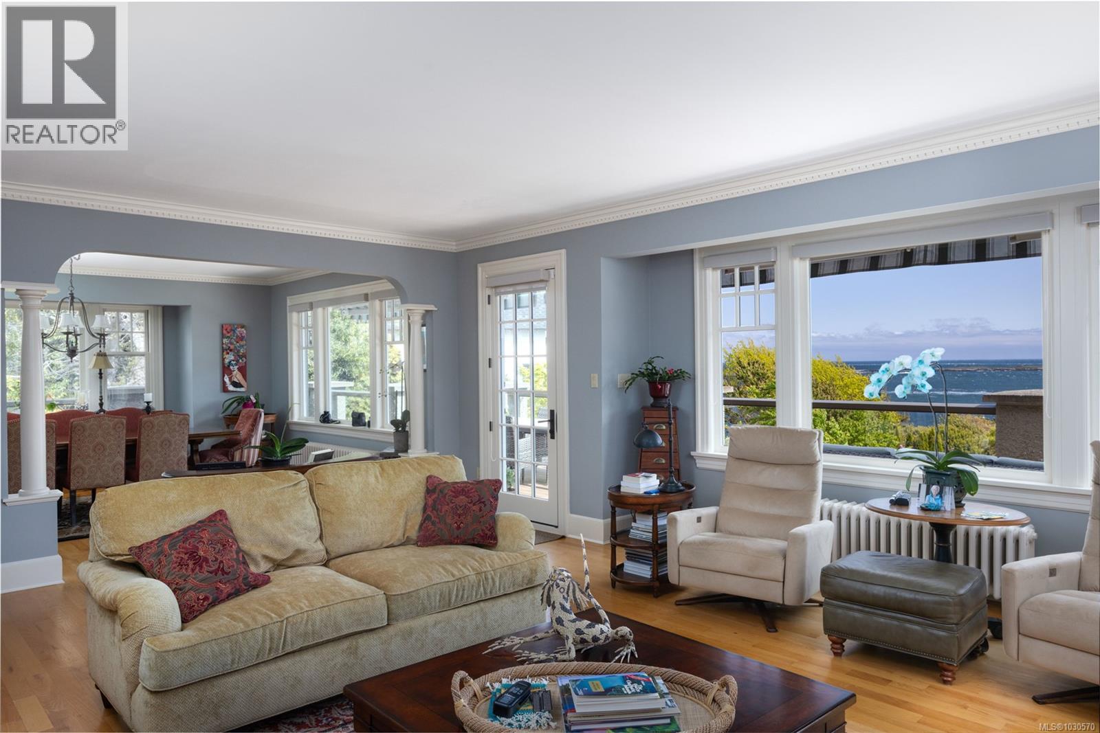  261 King George Terrace, Oak Bay