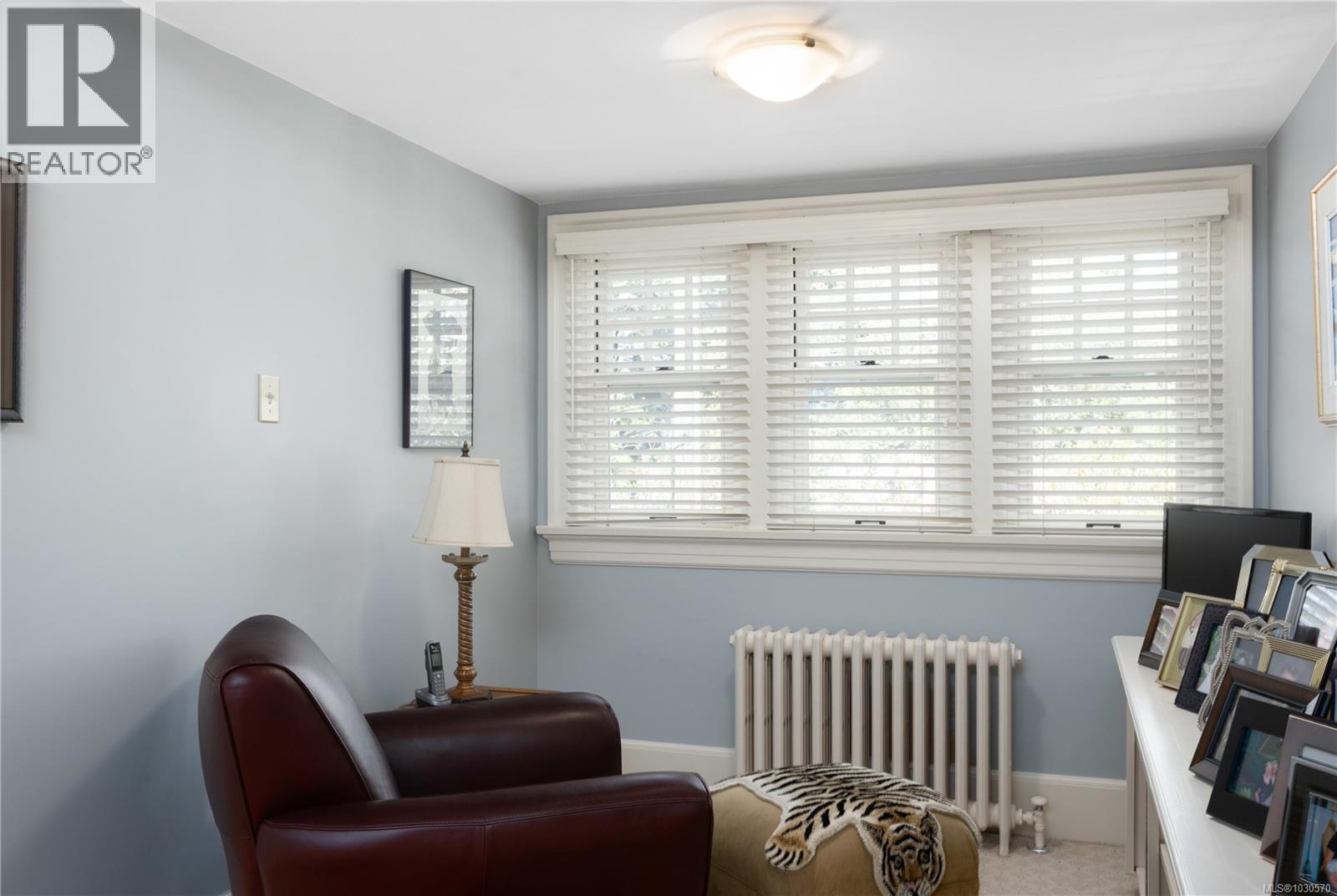  261 King George Terrace, Oak Bay