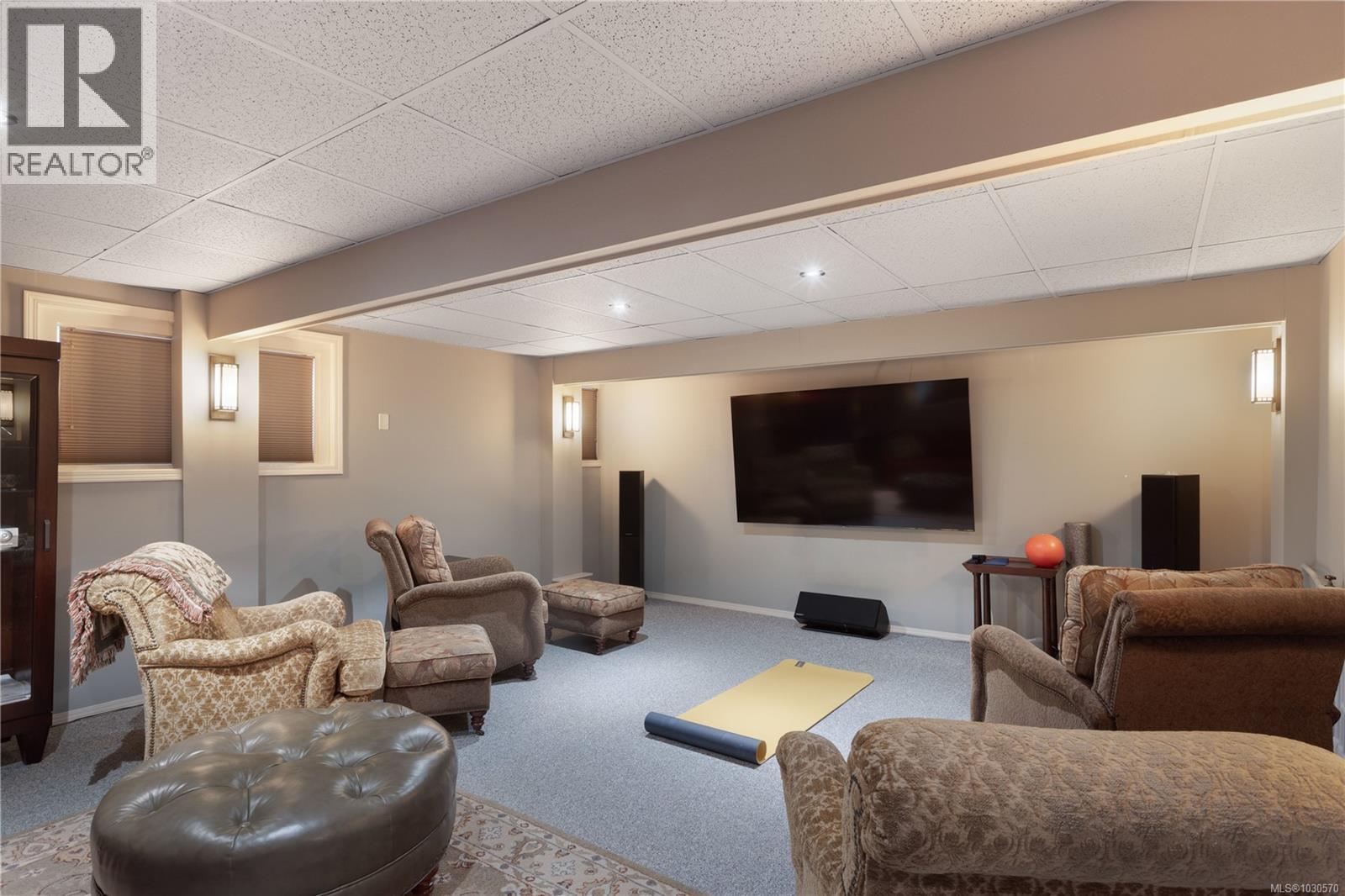  261 King George Terrace, Oak Bay