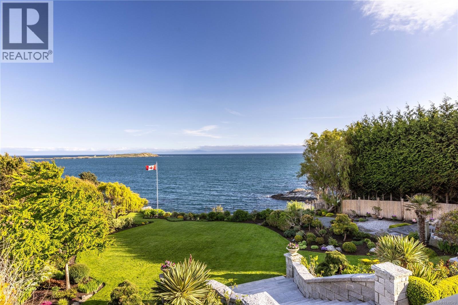  261 King George Terrace, Oak Bay