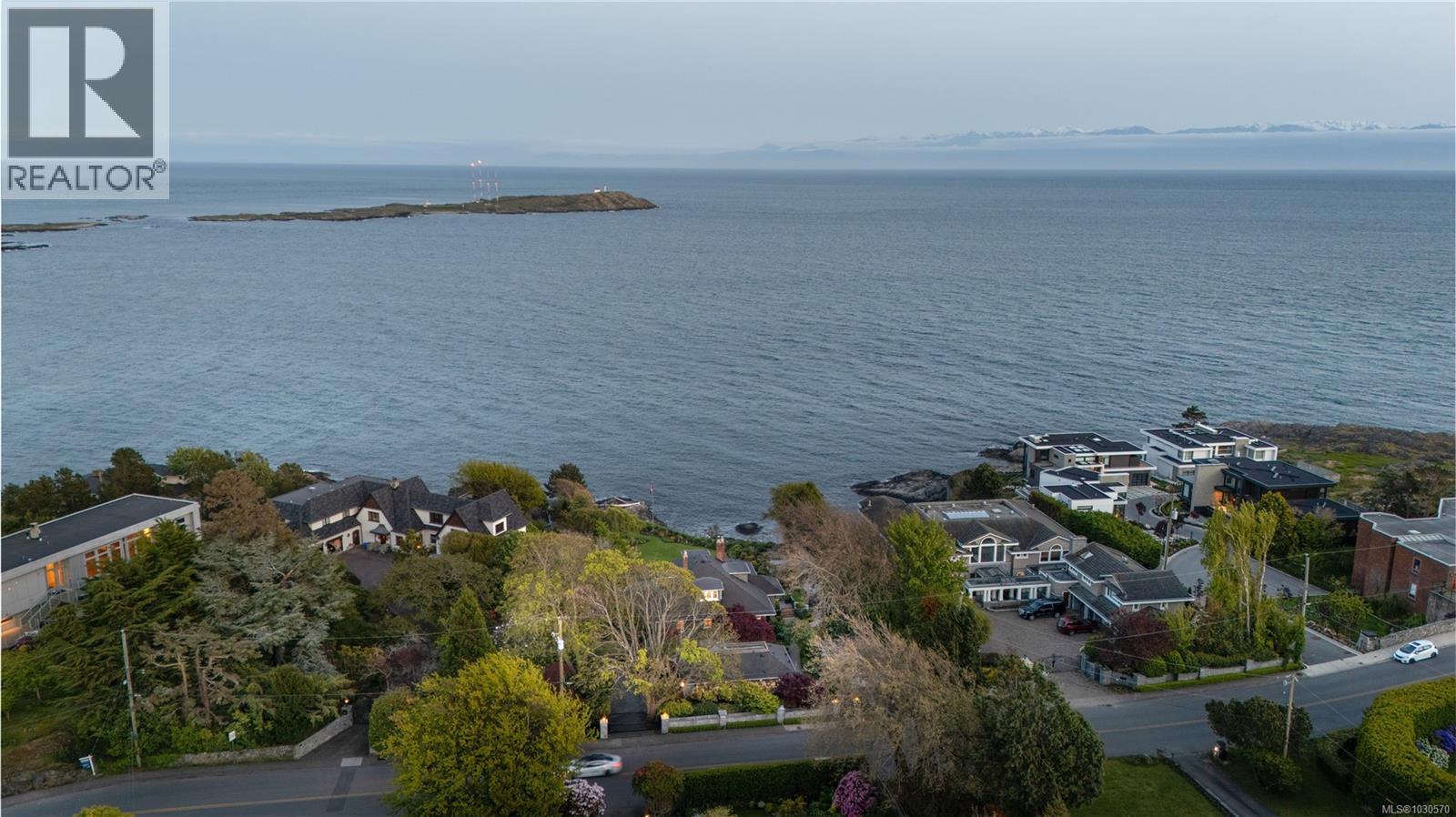  261 King George Terrace, Oak Bay