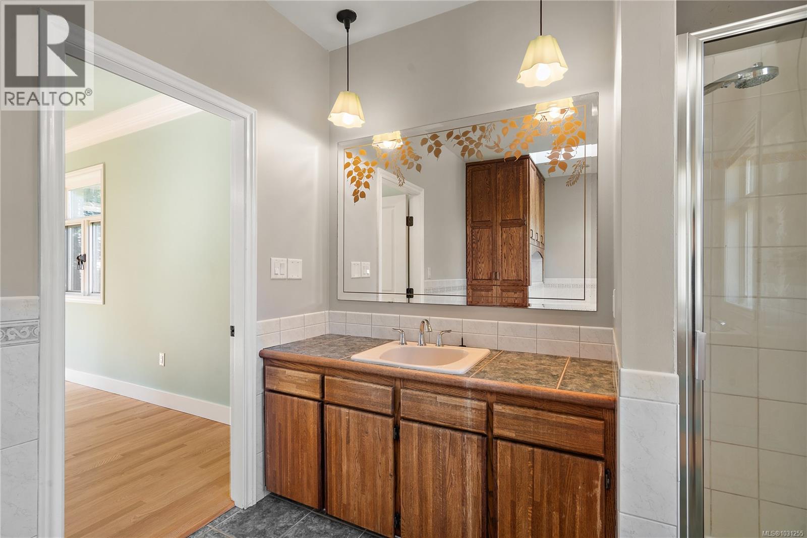 845 Downey Rd, North Saanich