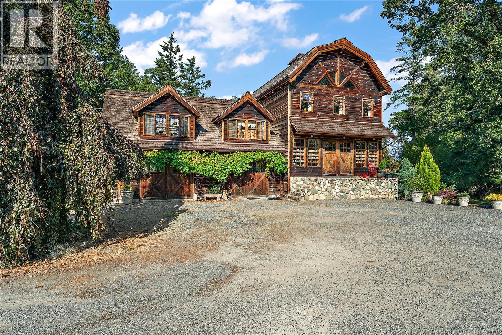 845 Downey Rd, North Saanich
