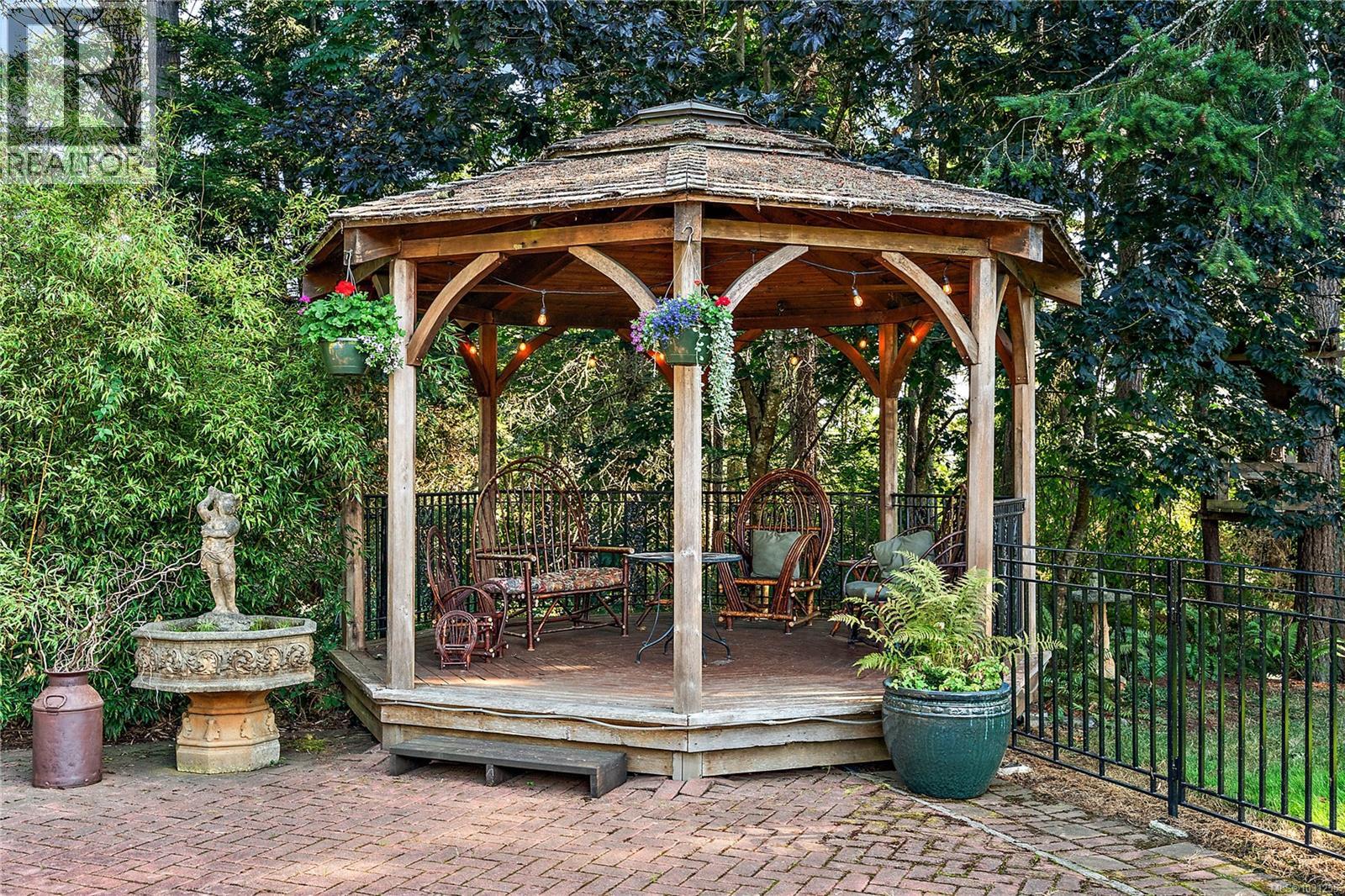 845 Downey Rd - 38