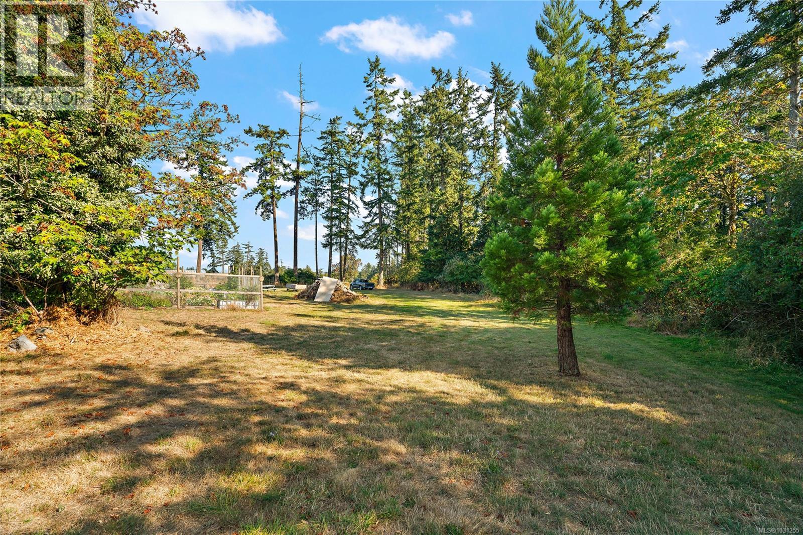 845 Downey Rd, North Saanich