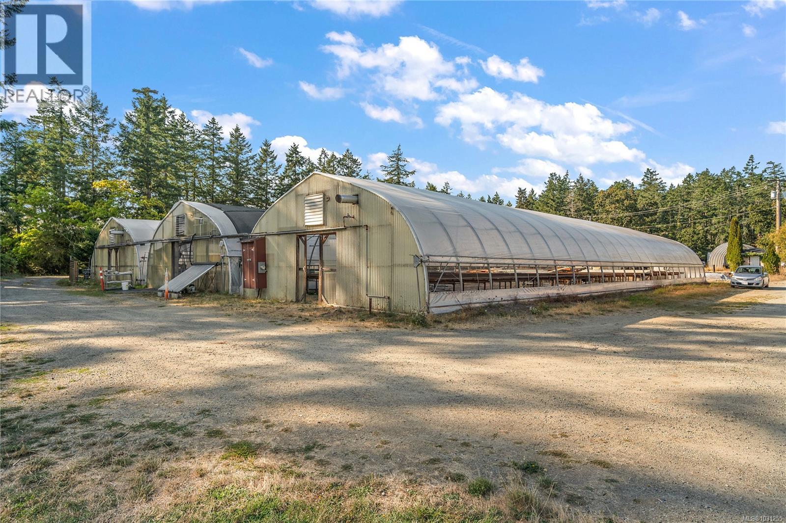 845 Downey Rd, North Saanich