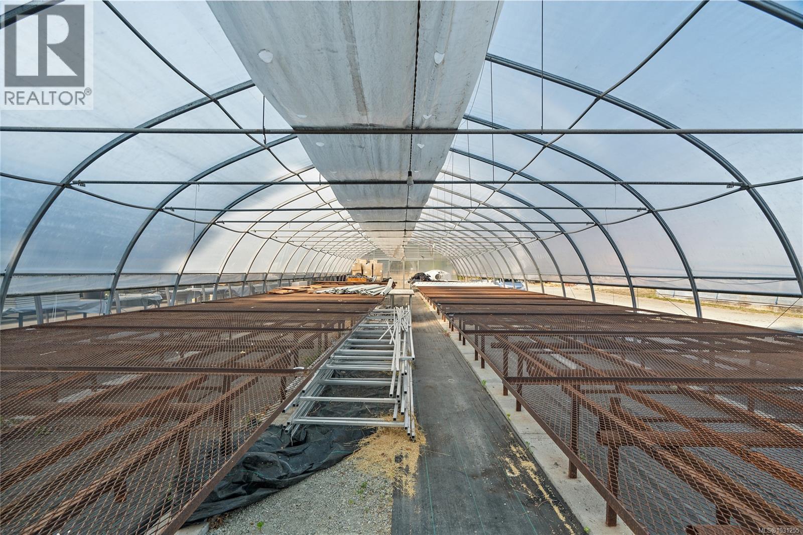 845 Downey Rd, North Saanich