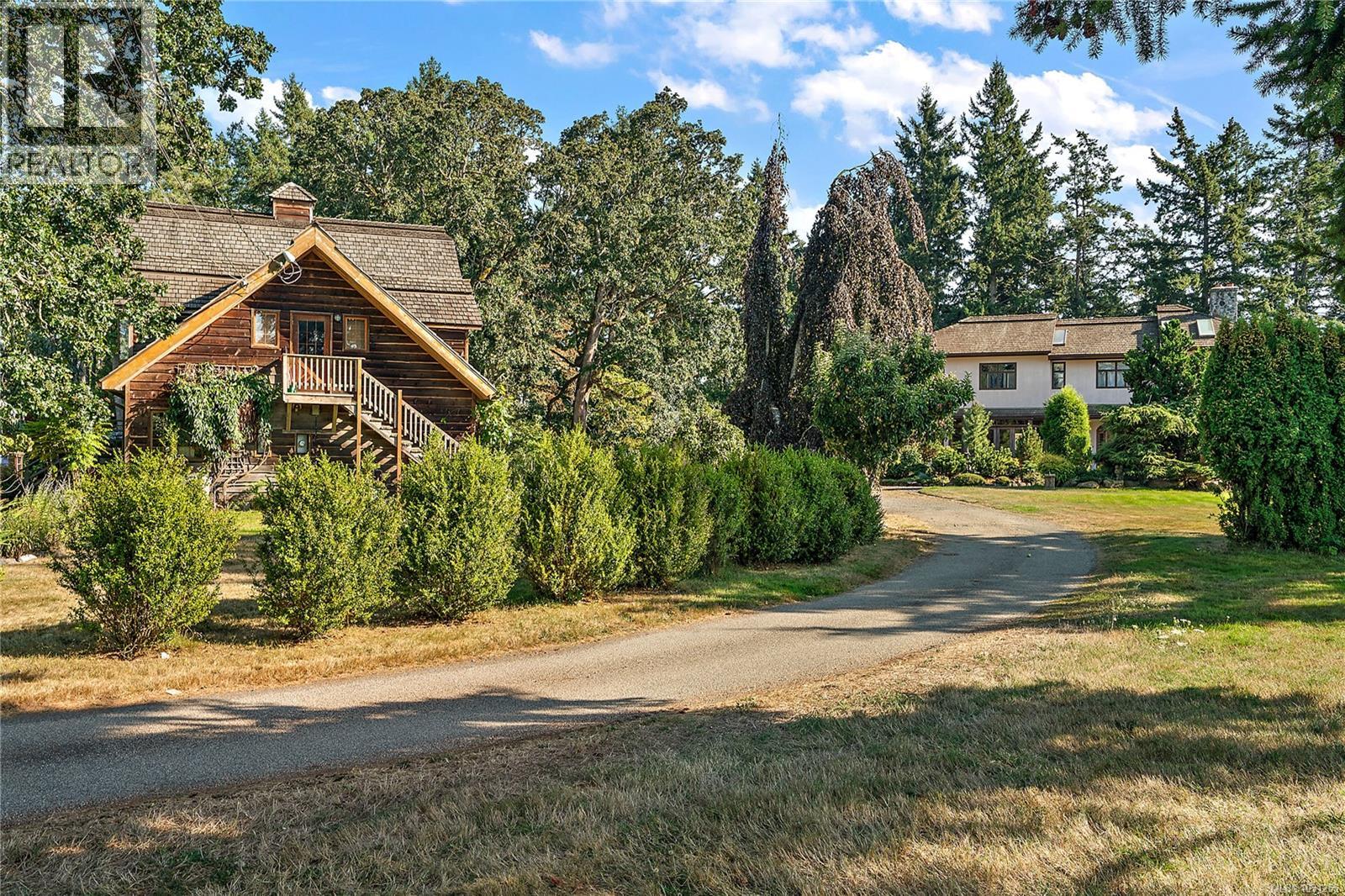 845 Downey Rd, North Saanich