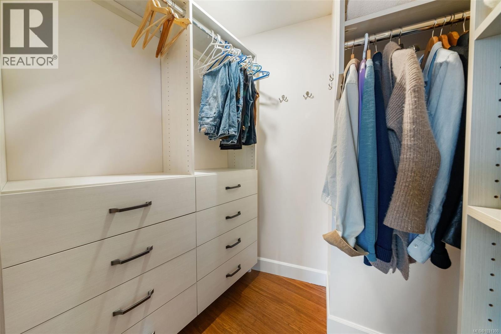 #304 1035 SUTLEJ ST - 30