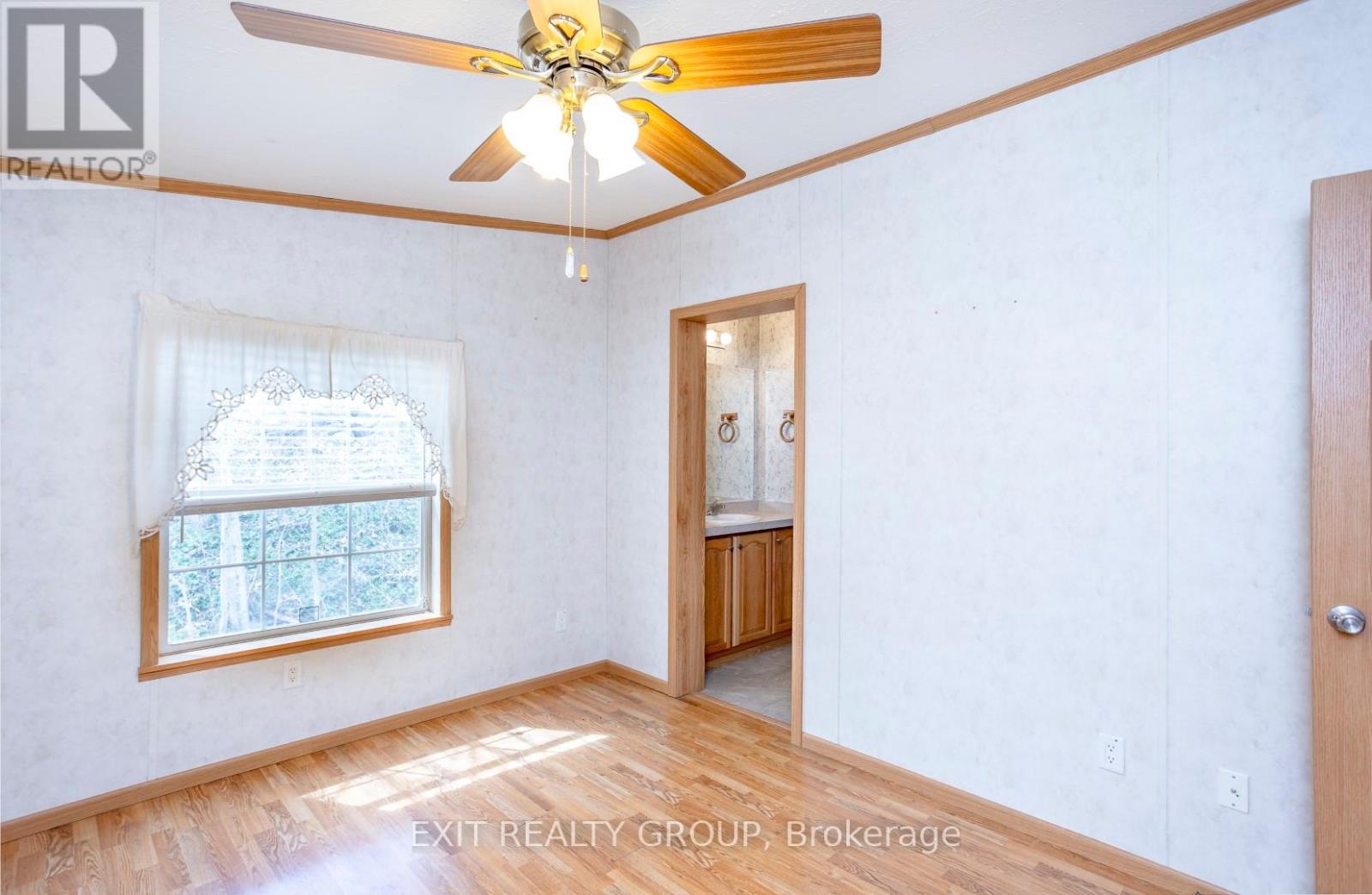 5-152 CONCESSION ROAD 11 W - 15