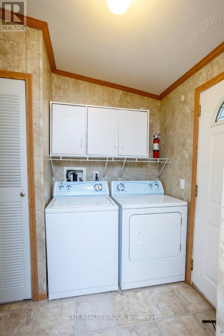 5-152 CONCESSION ROAD 11 W - 26