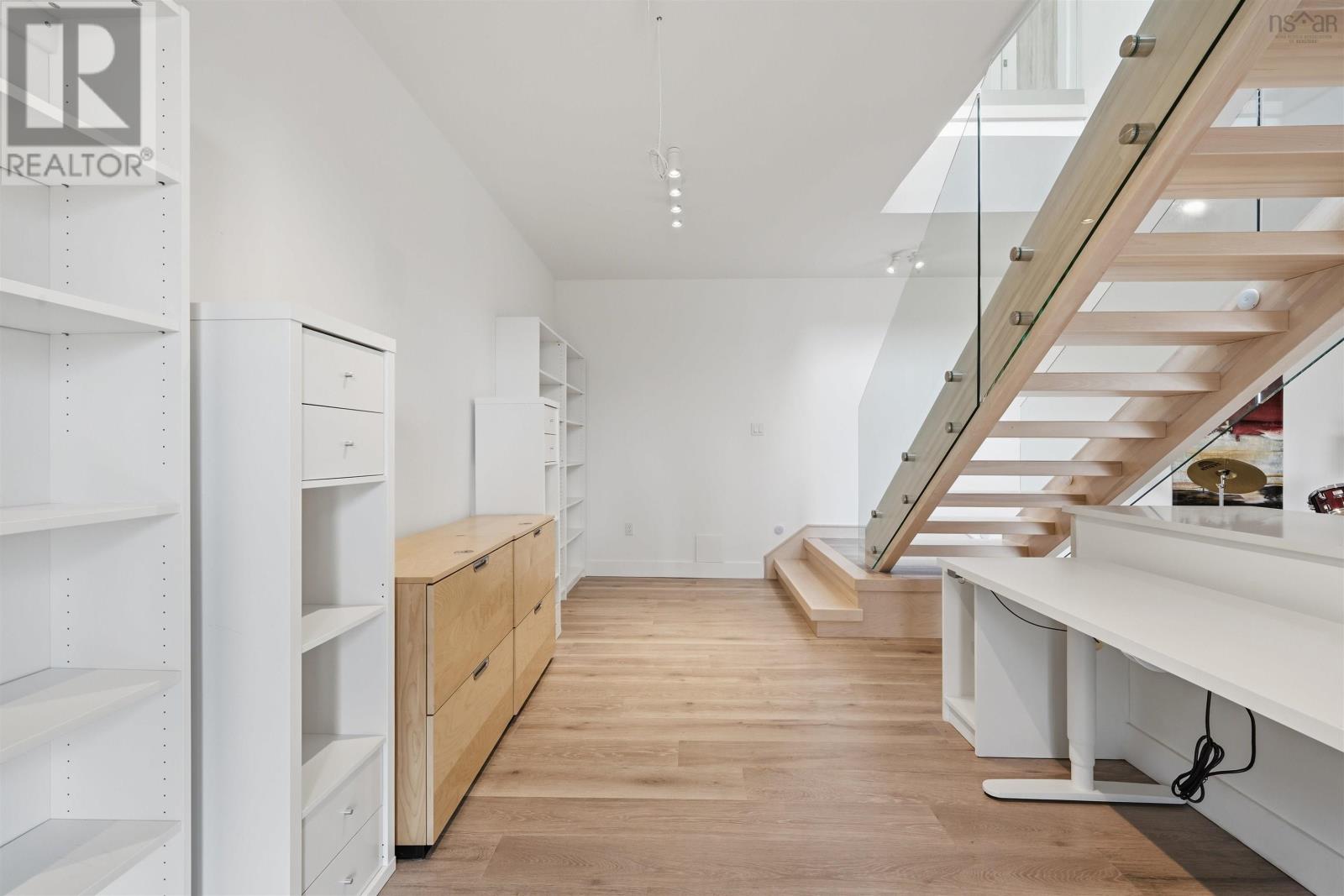 Property 39 of 49 of 11 ARGYLE Close