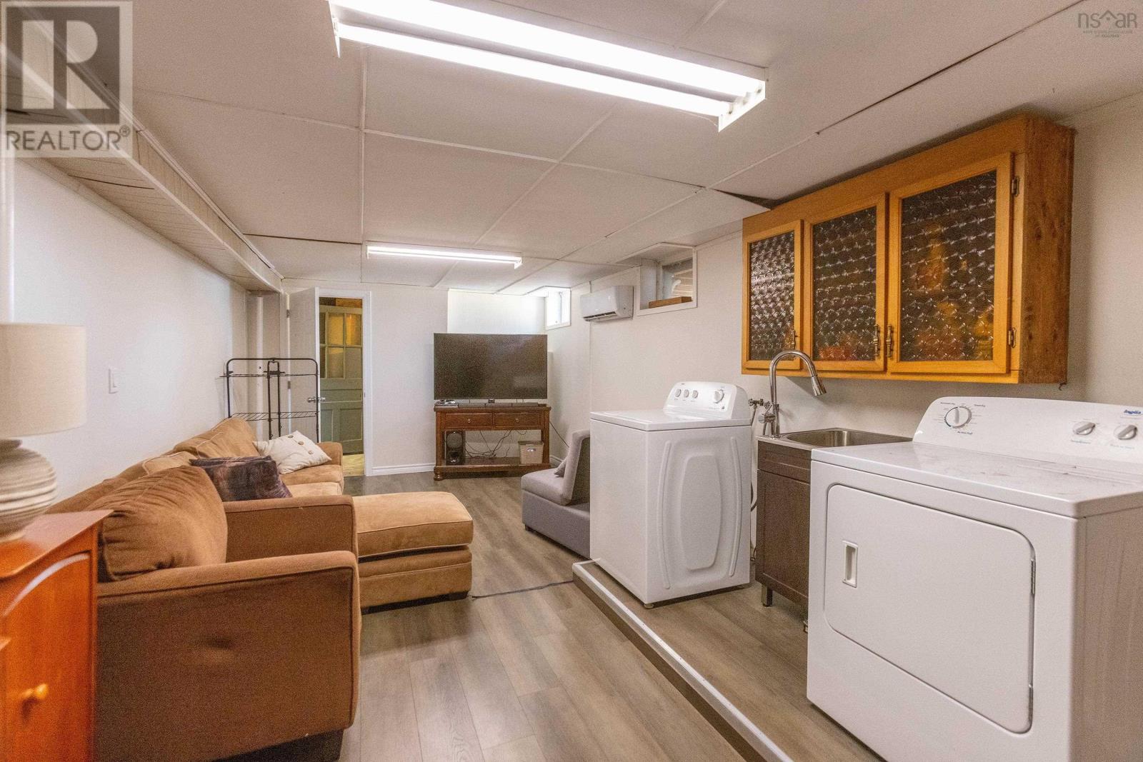 Property 39 of 40 of 19 Boylston Avenue