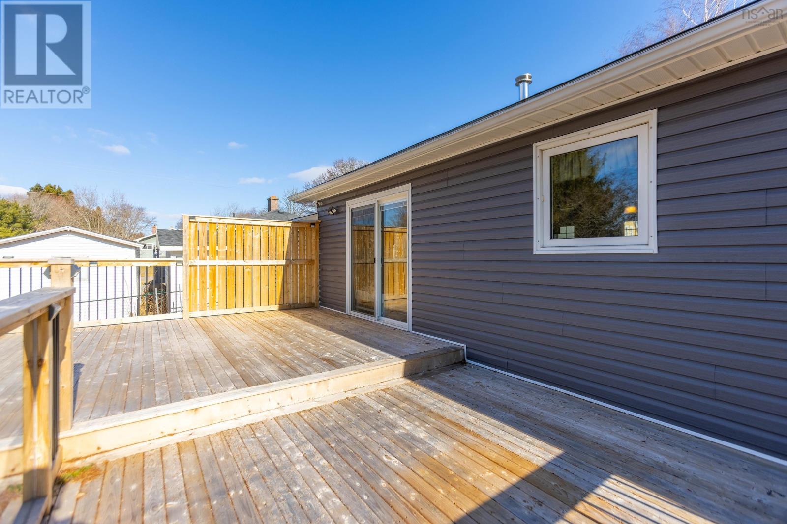 Property 36 of 40 of 19 Boylston Avenue