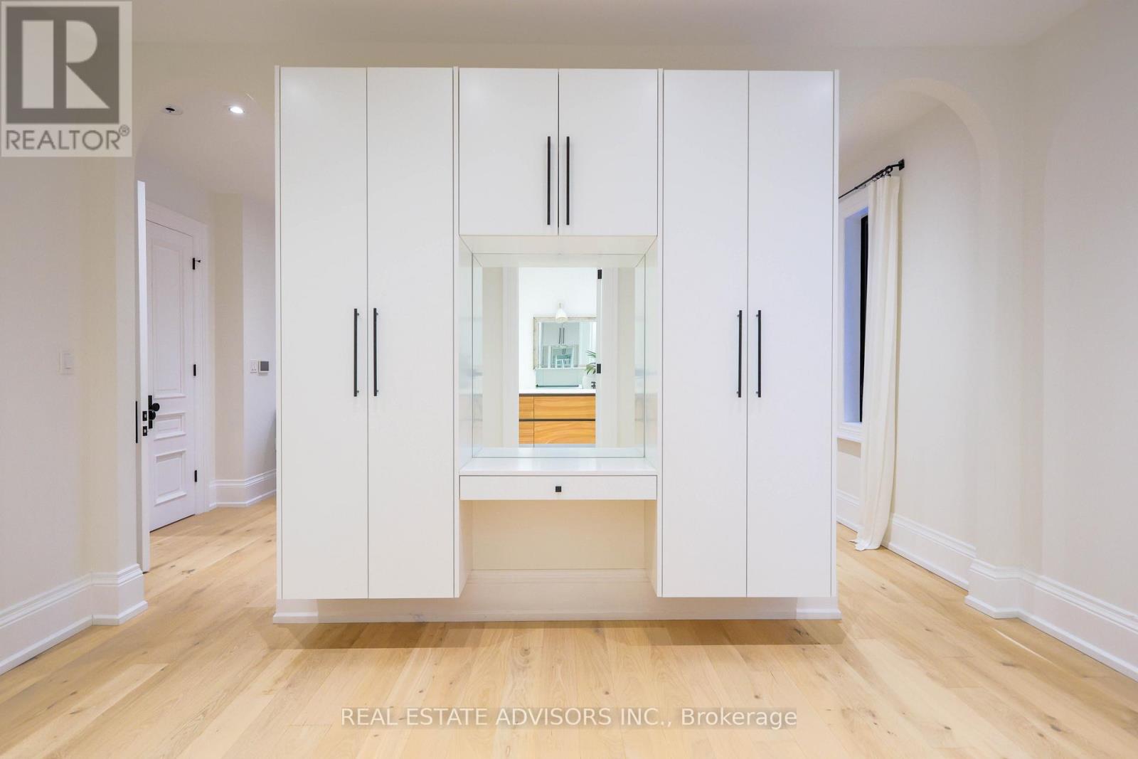 20 ARROWSTOOK ROAD - 27