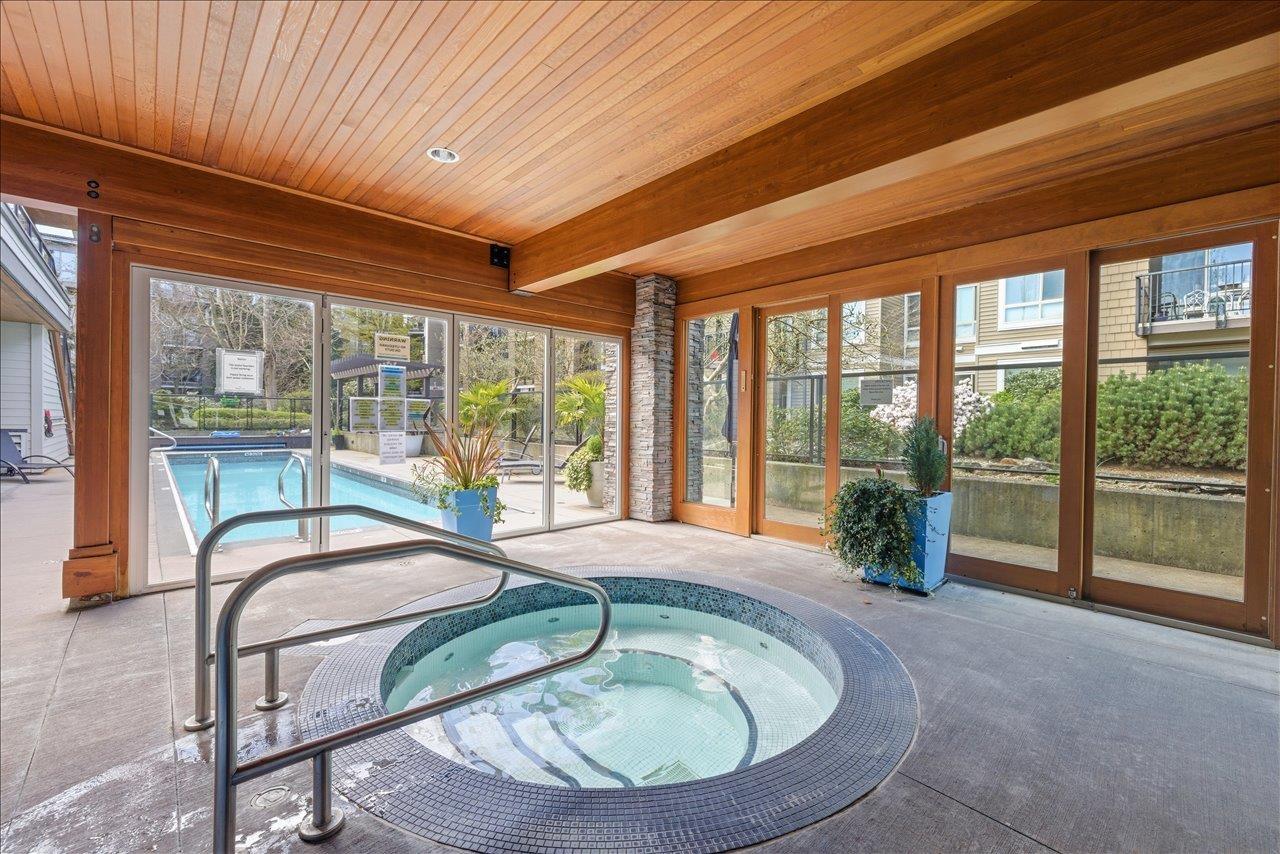 121 6688 120 STREET, Surrey