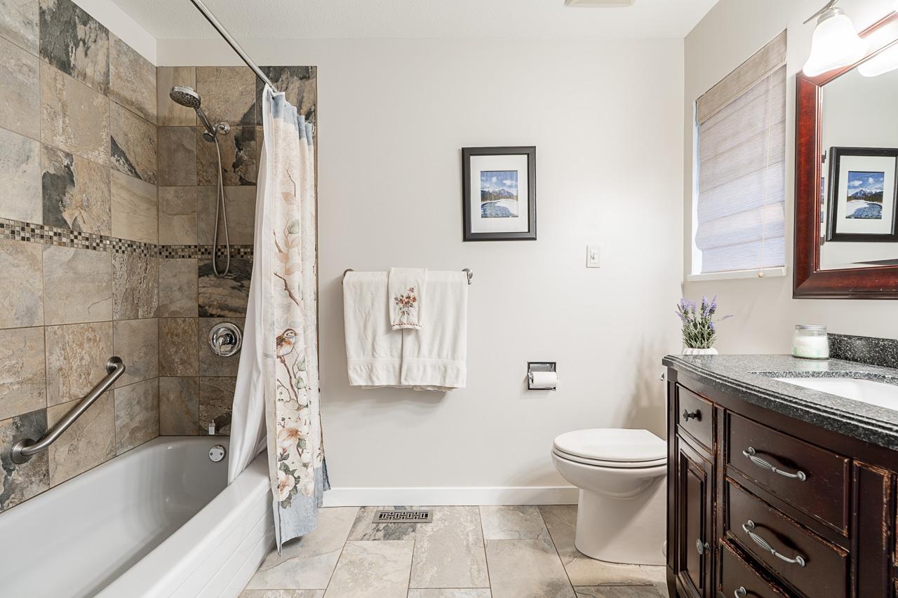 14035 16B AVENUE, Surrey