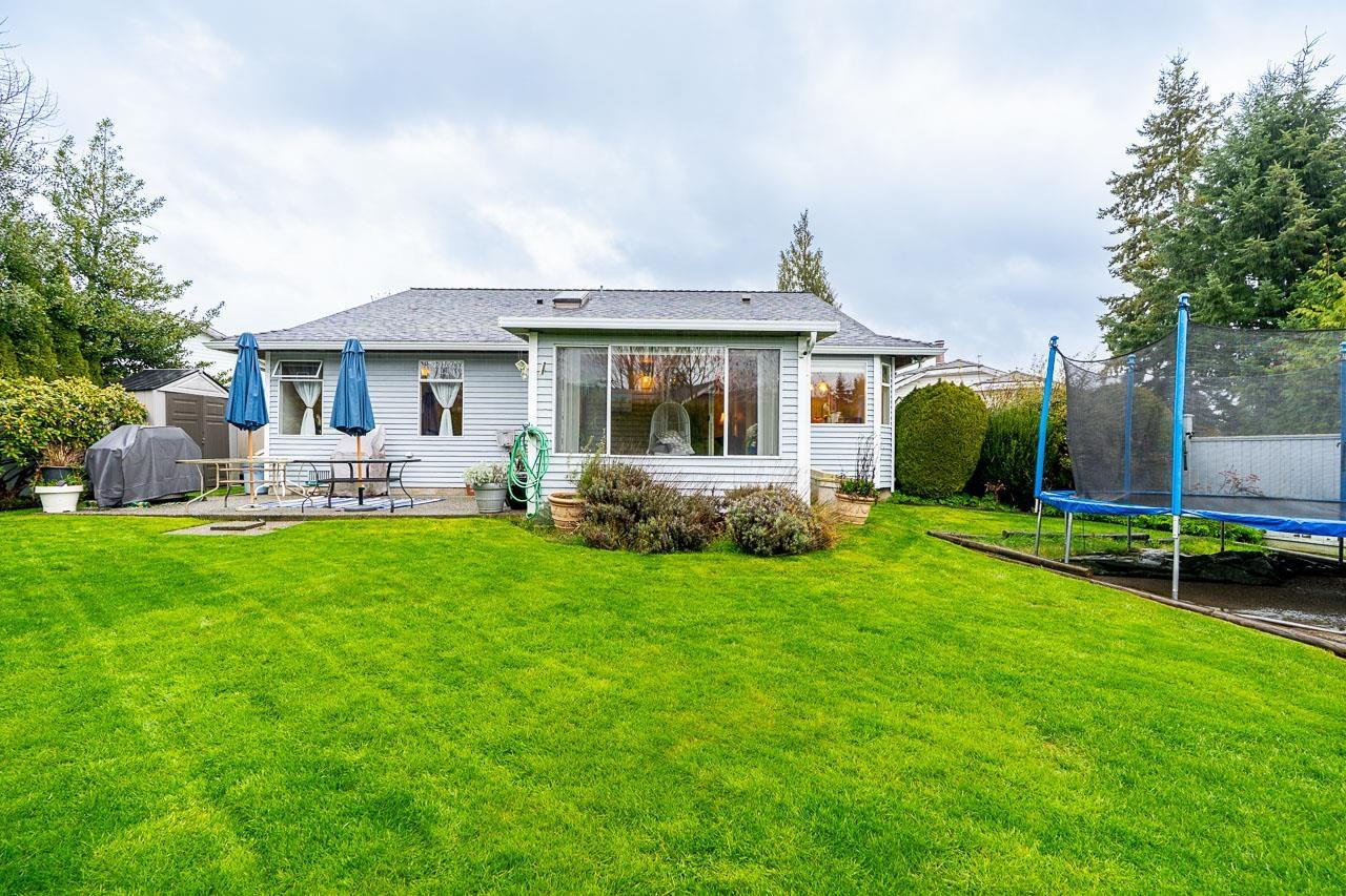 14035 16B AVENUE, Surrey