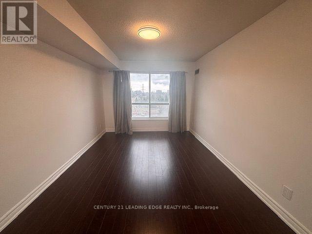 #516 2550 LAWRENCE AVENUE - 19