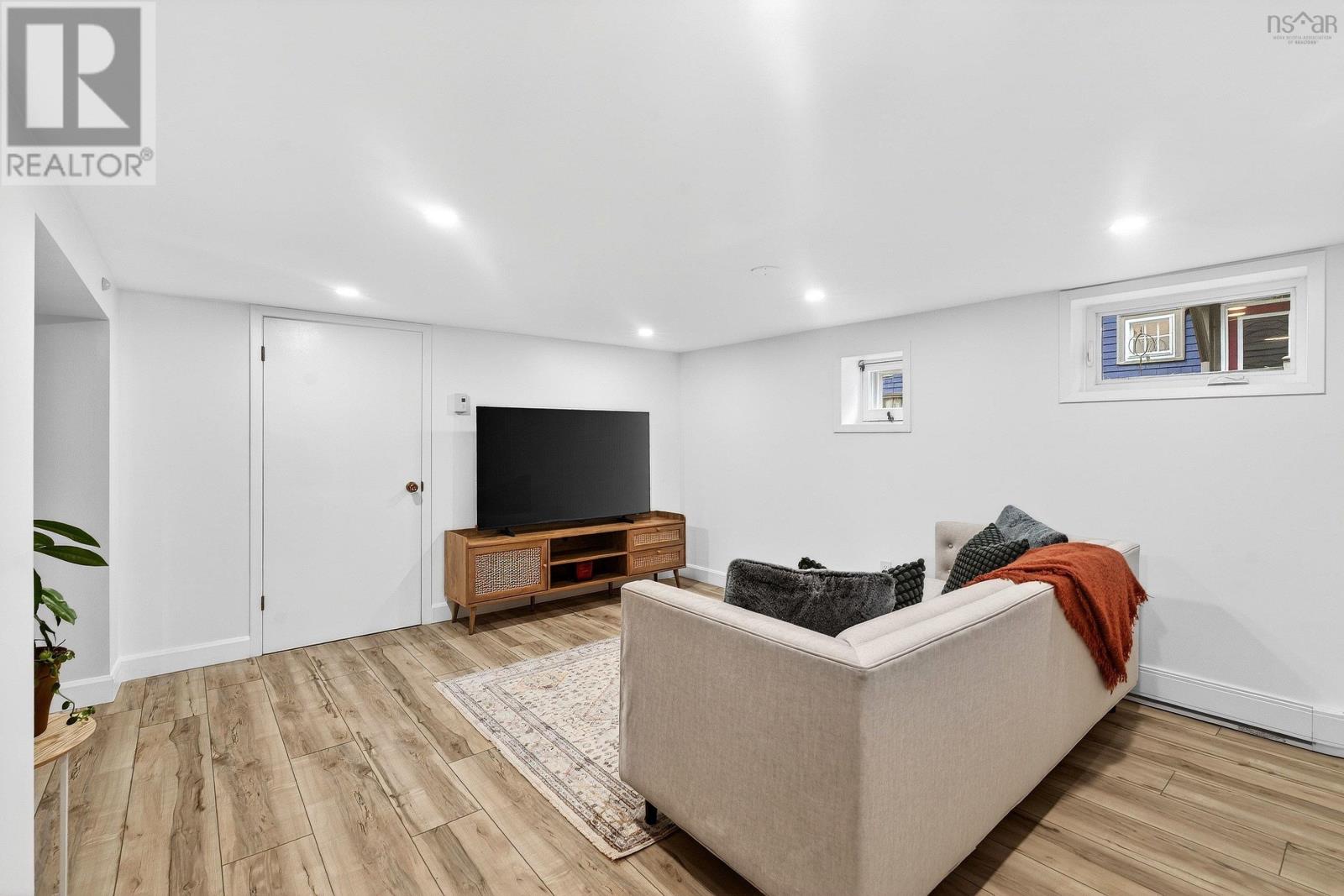 Property 30 of 48 of 5740 Atlantic Street