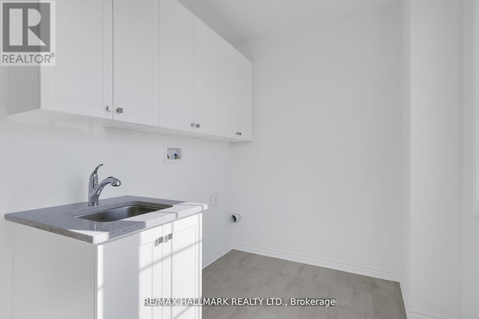 626 NEWLOVE STREET - 26