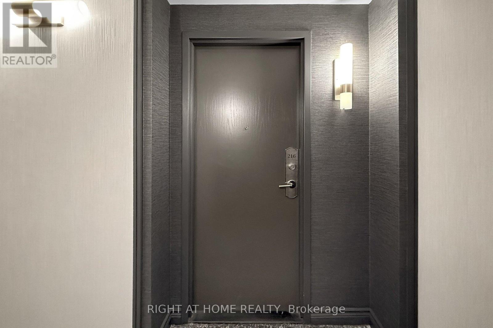 #216 2100 JOHN STREET - 6