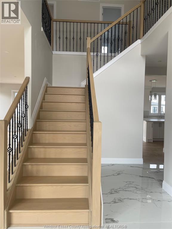 7350 GARNET CRESCENT - 2