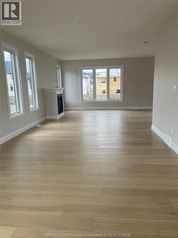 7350 GARNET CRESCENT - 5