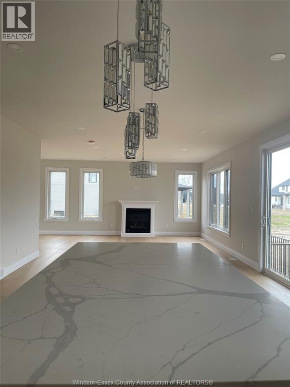 7350 GARNET CRESCENT - 7