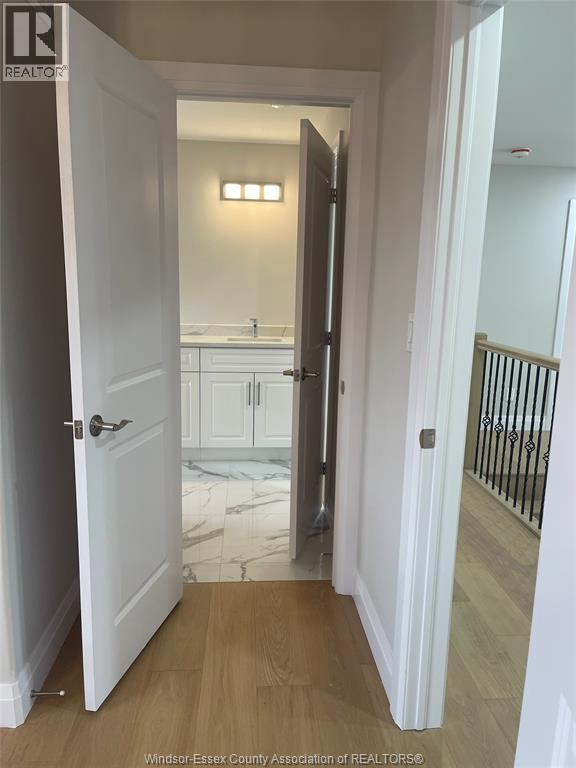 7350 GARNET CRESCENT - 15