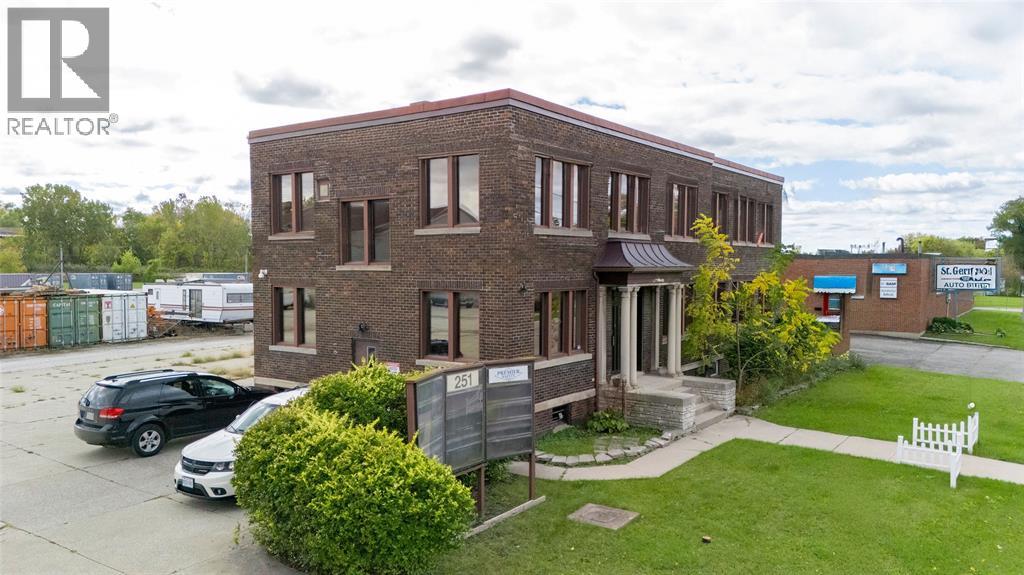 251 CAMPBELL STREET Unit# 5, Sarnia — photo 2