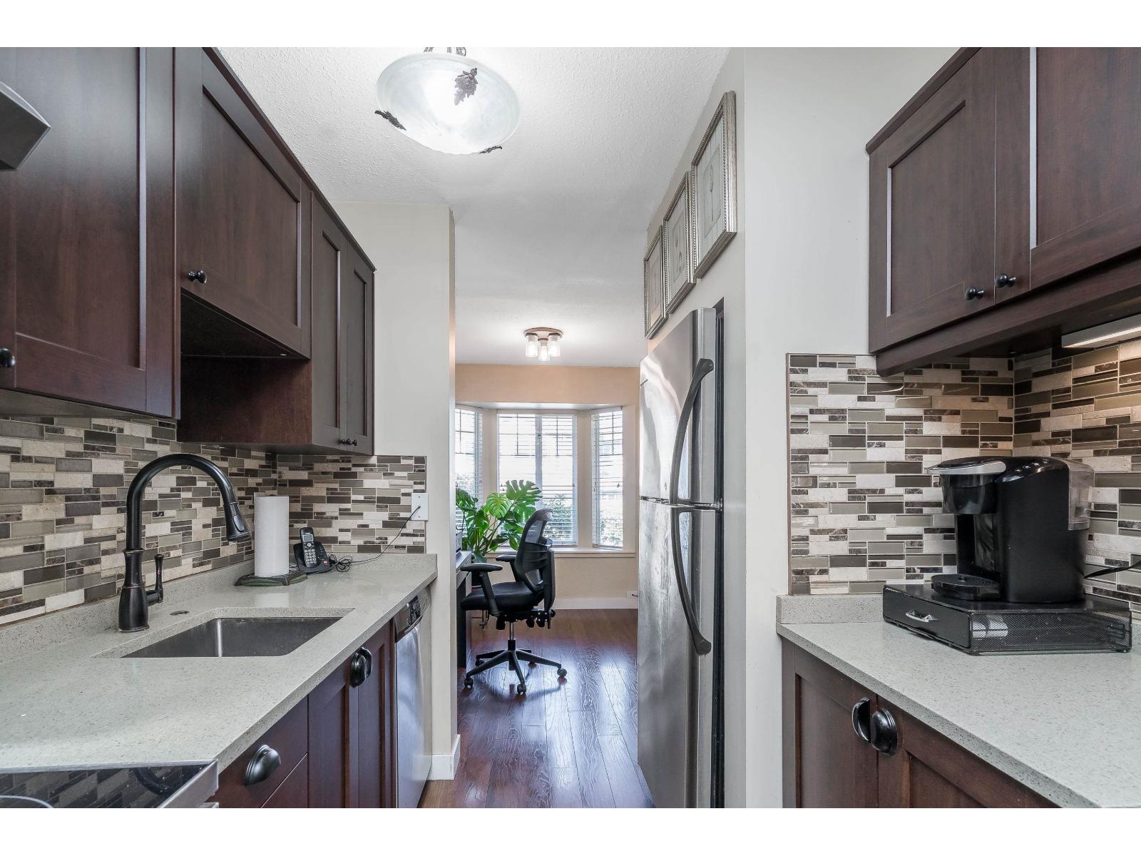 21 8863 216 STREET, Langley