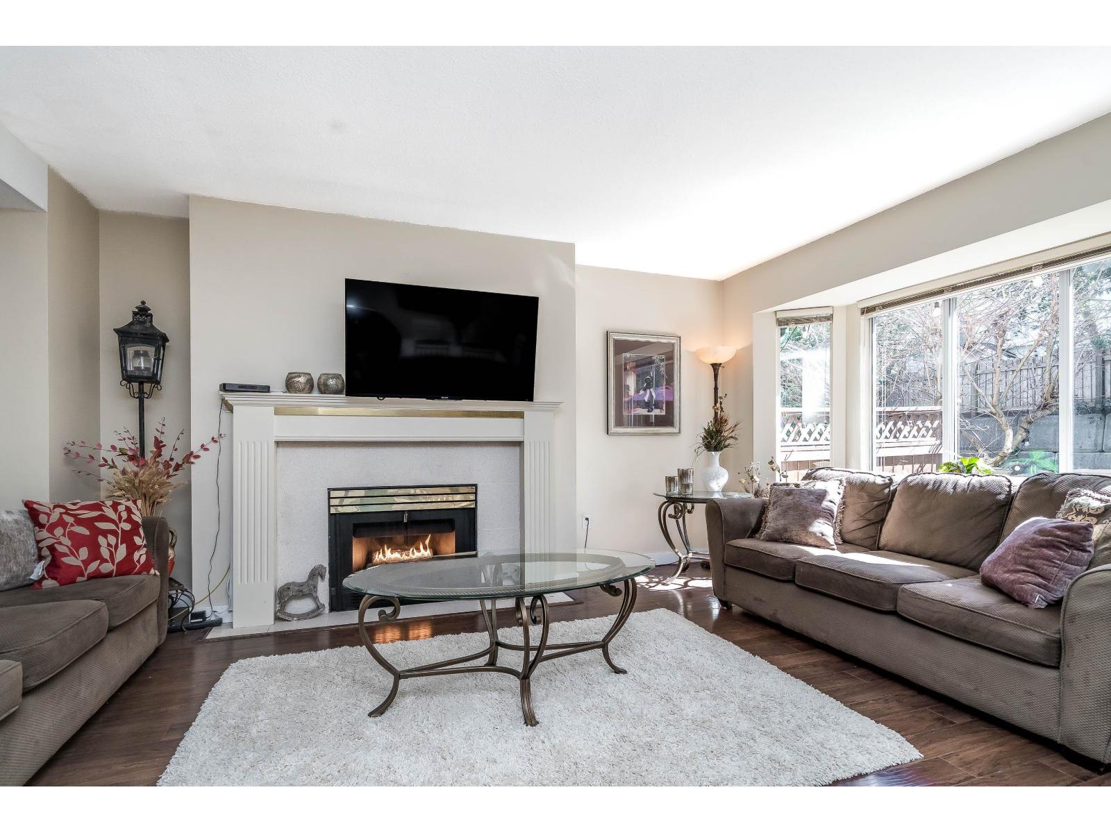 21 8863 216 STREET, Langley