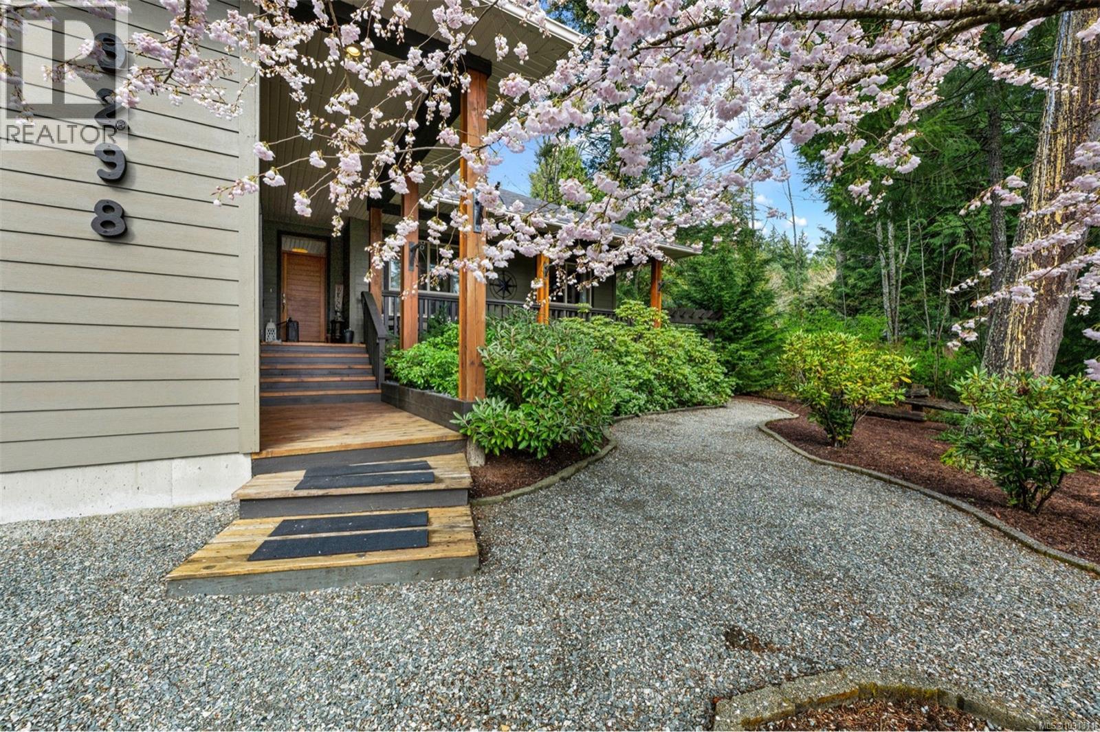 9298 Cottonwood Rd - 3