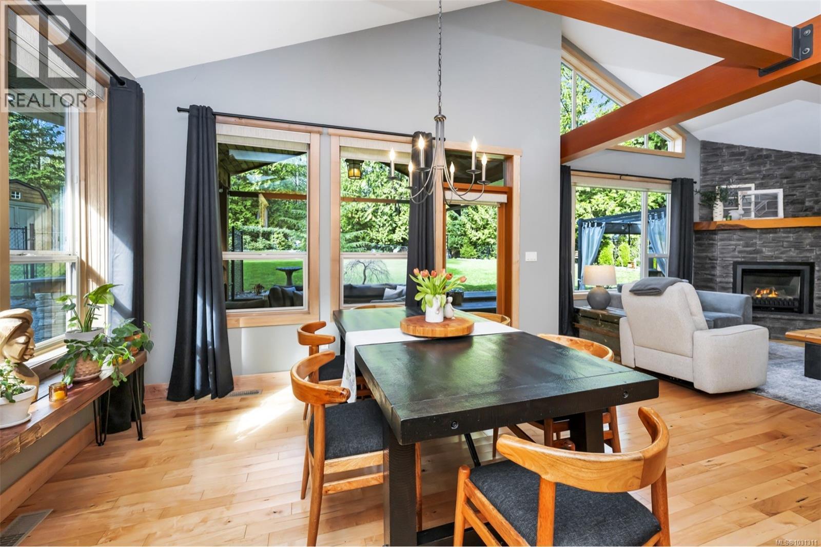 9298 Cottonwood Rd - 9