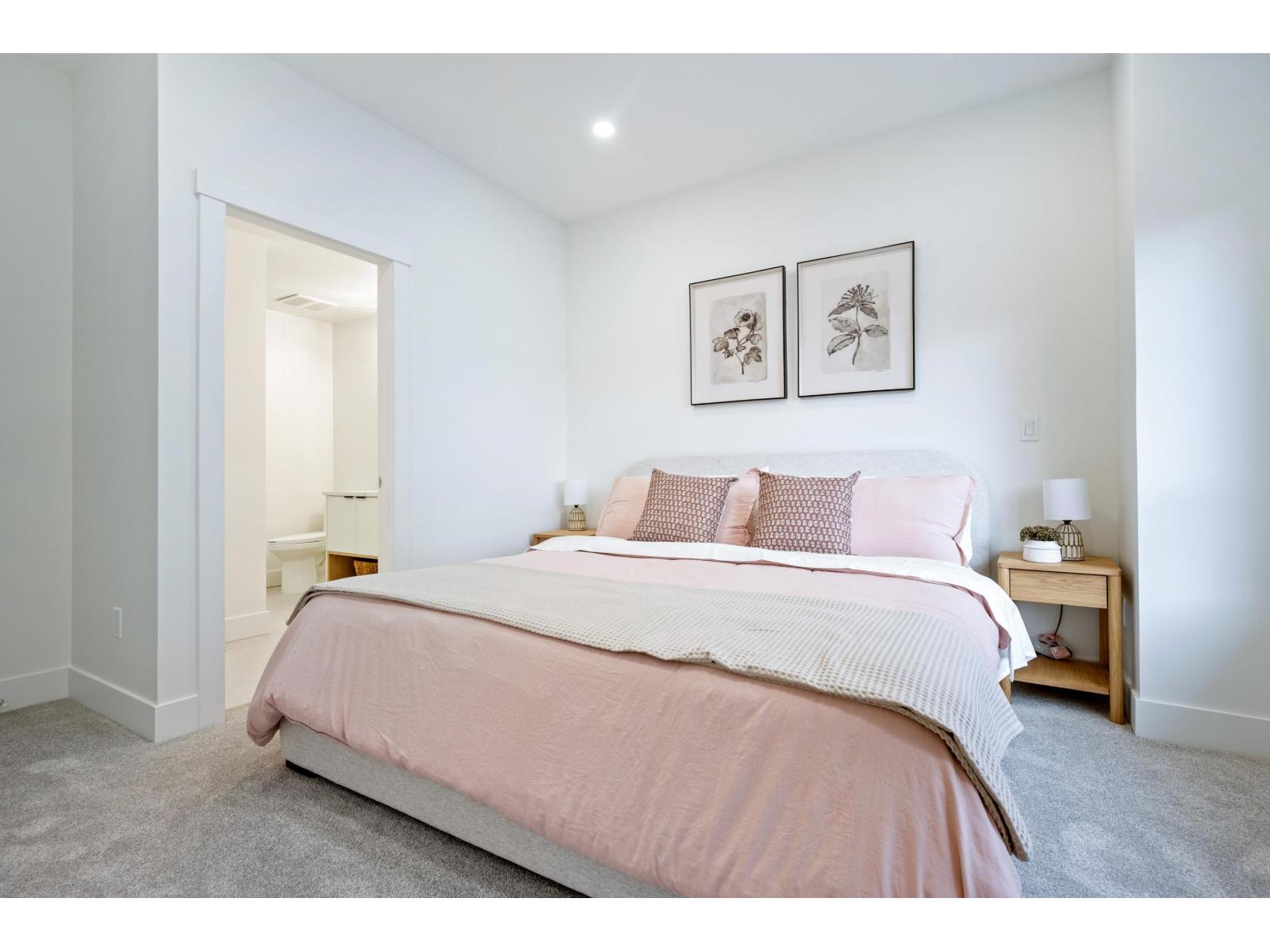 5 5993 143 STREET, Surrey