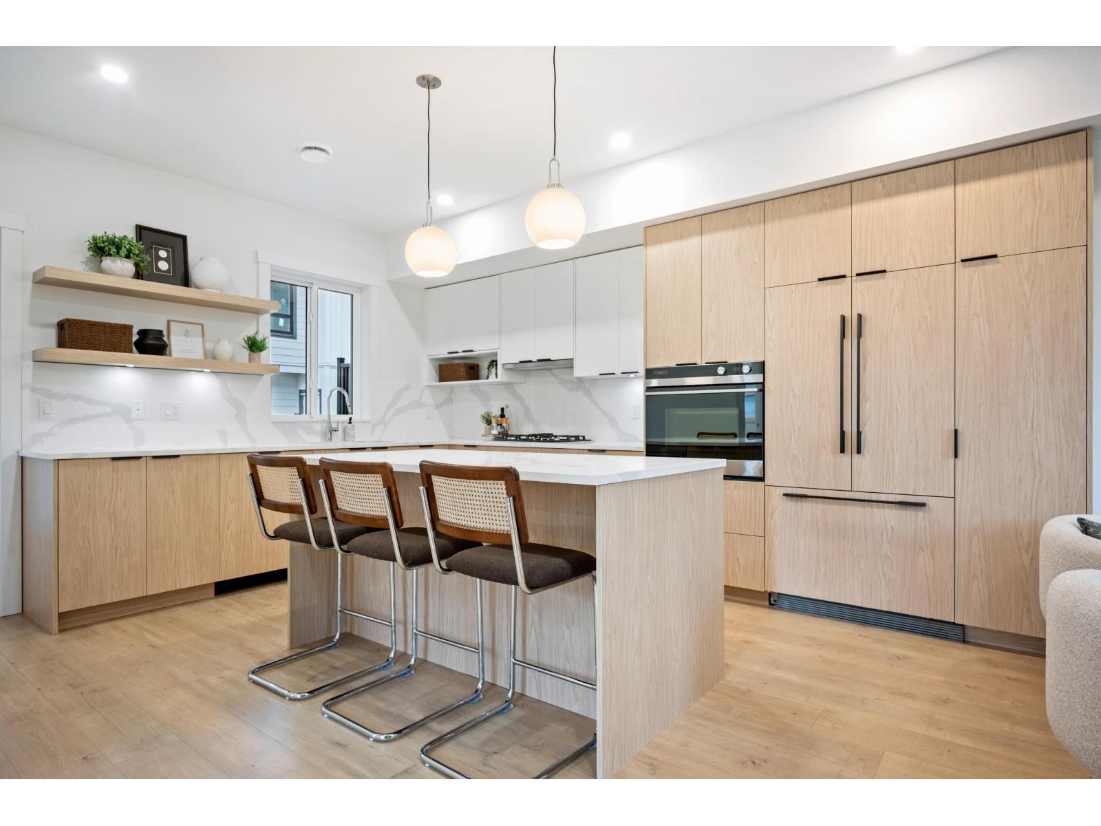 5 5993 143 STREET, Surrey