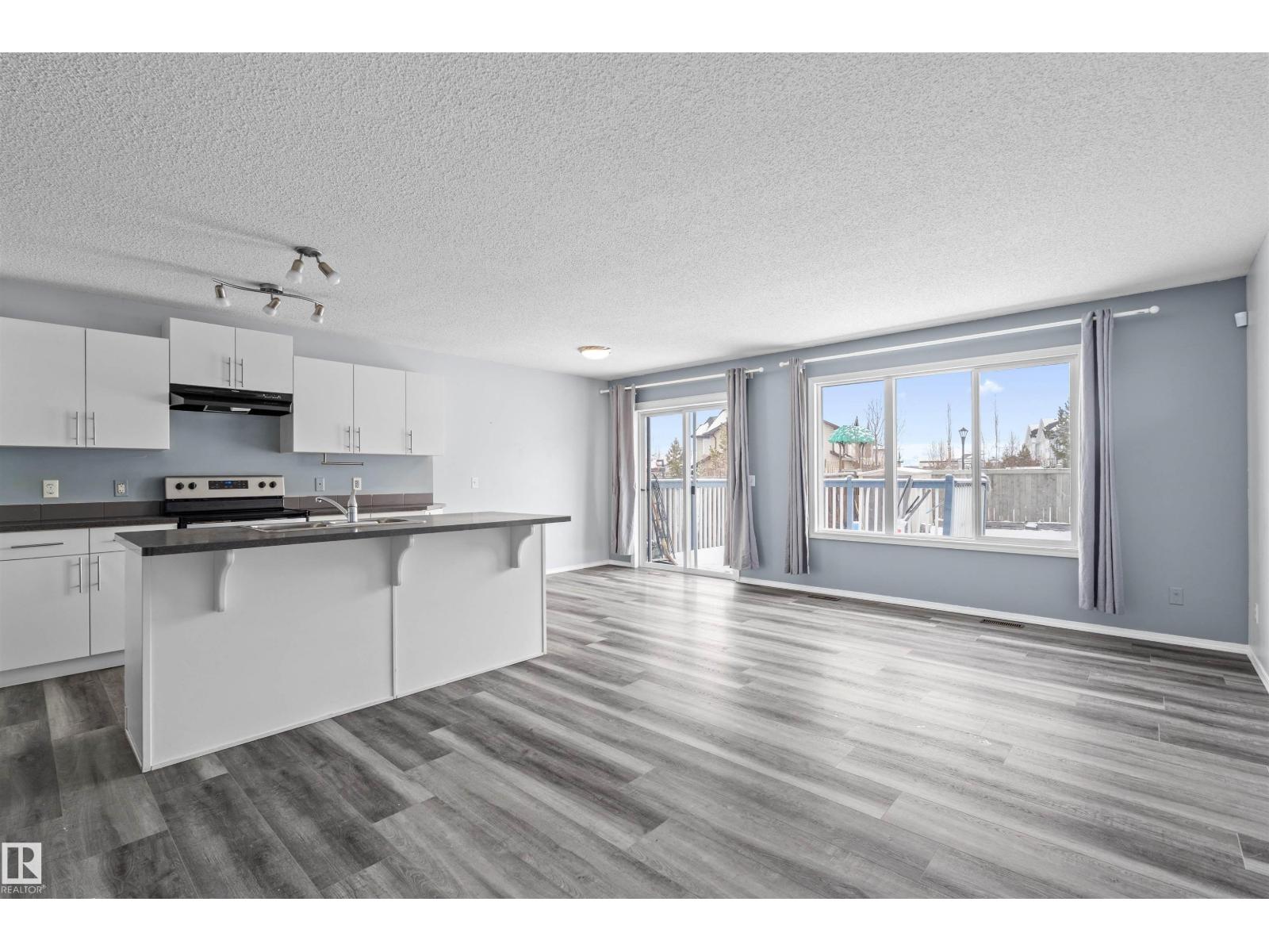 11542 18A AV SW, Edmonton