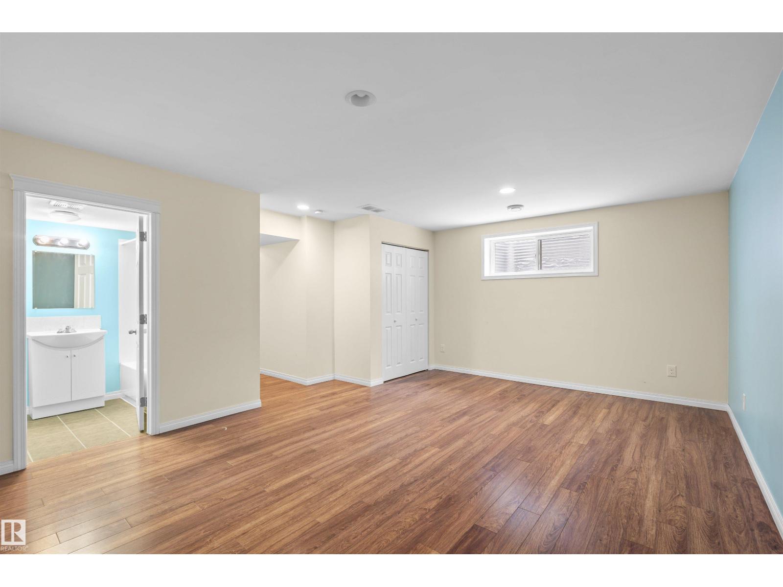 11542 18A AV SW, Edmonton