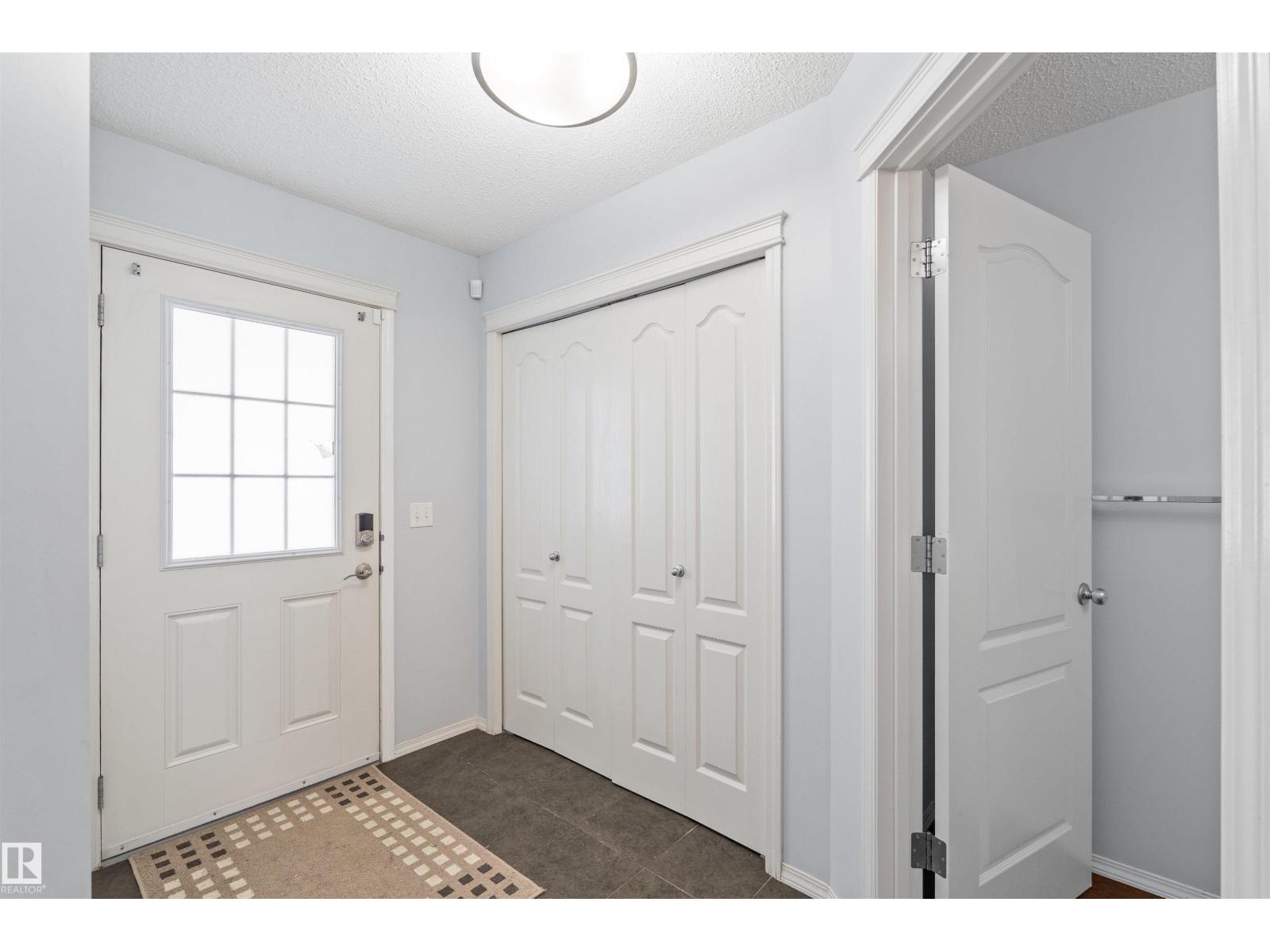 11542 18A AV SW, Edmonton