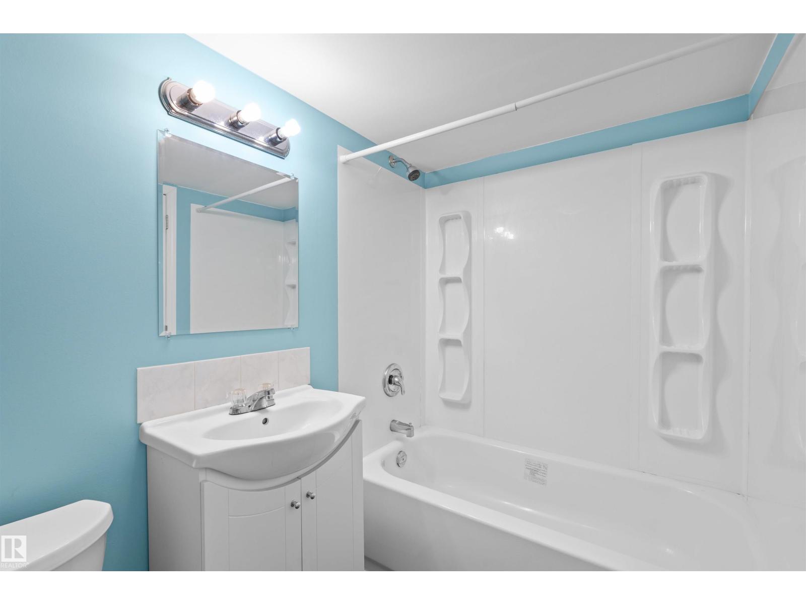 11542 18A AV SW, Edmonton