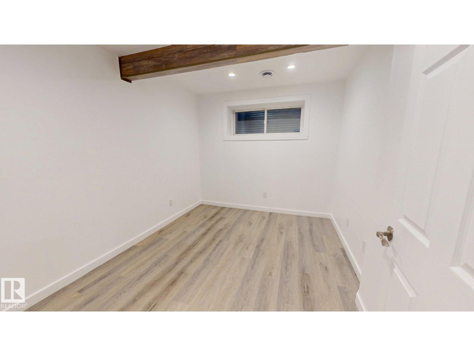 3885 GALLINGER LO NW, Edmonton