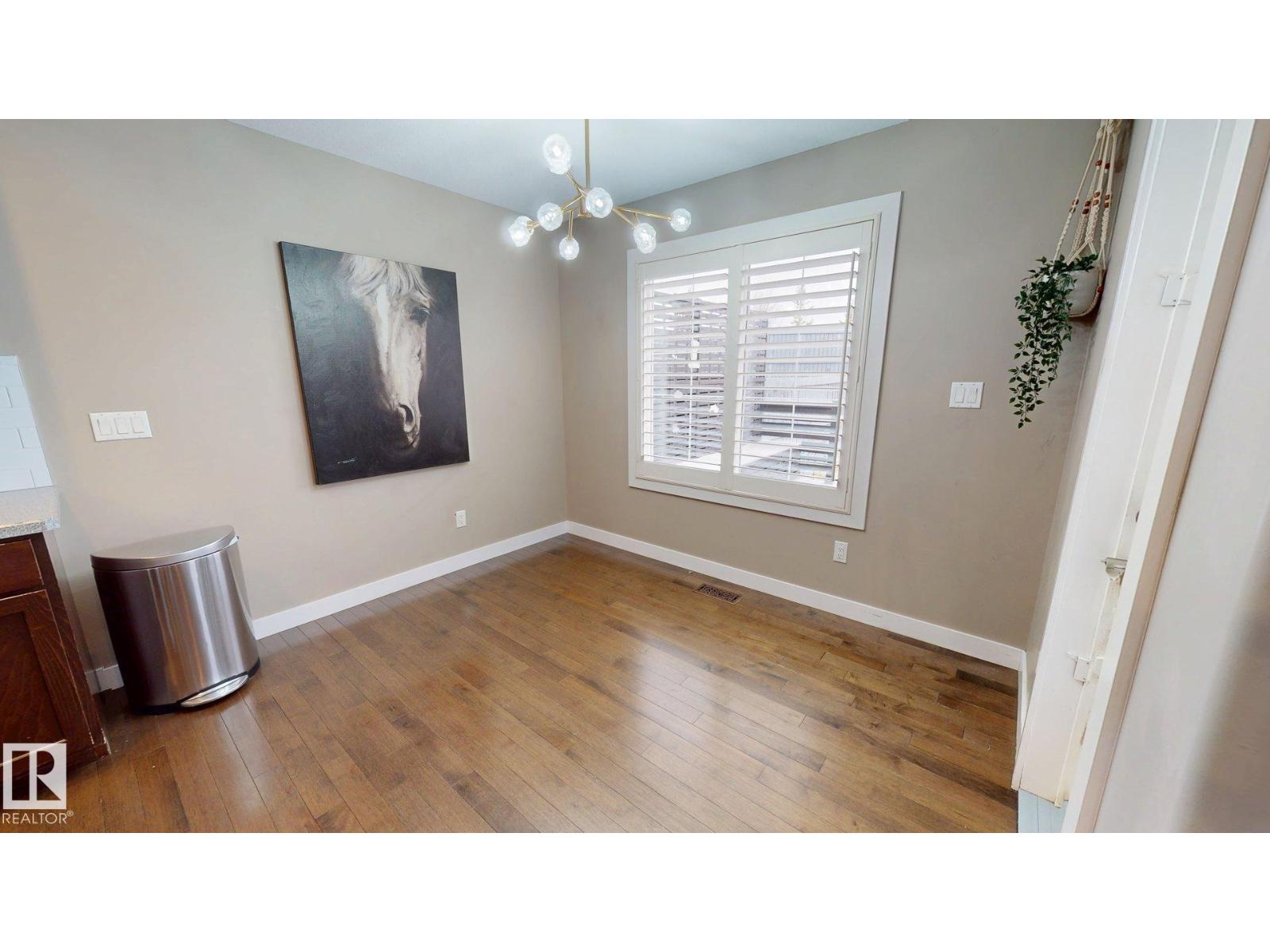 3885 GALLINGER LO NW, Edmonton