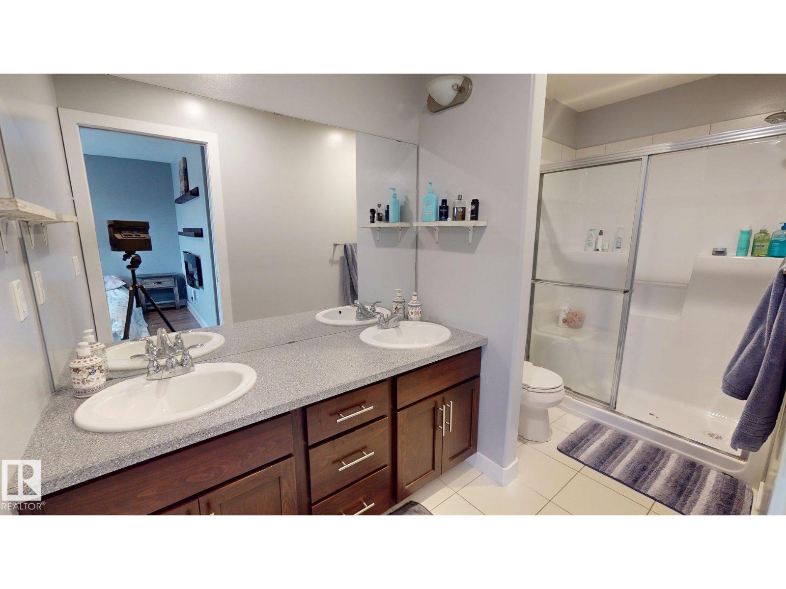 3885 GALLINGER LO NW, Edmonton