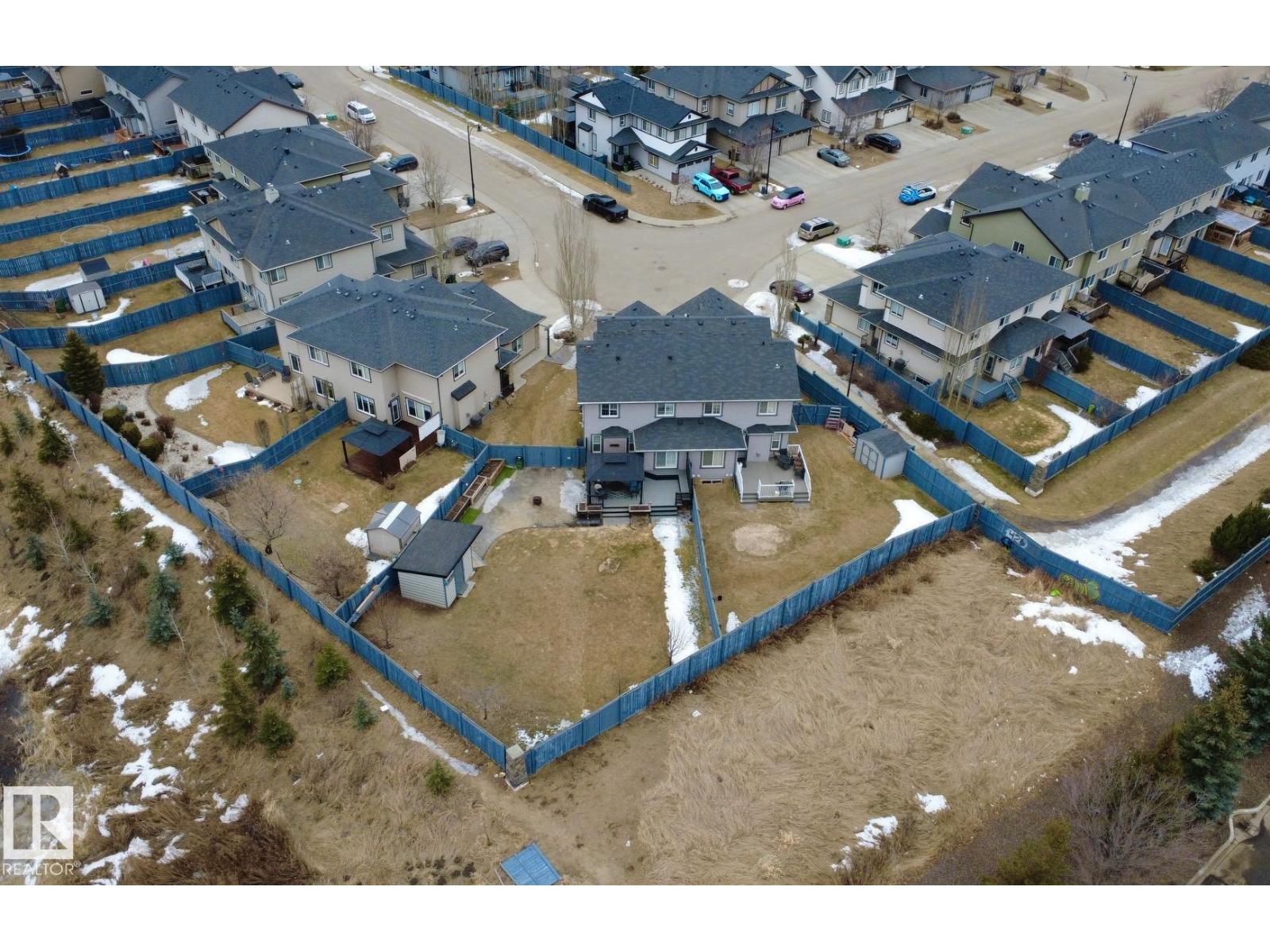 3885 GALLINGER LO NW, Edmonton