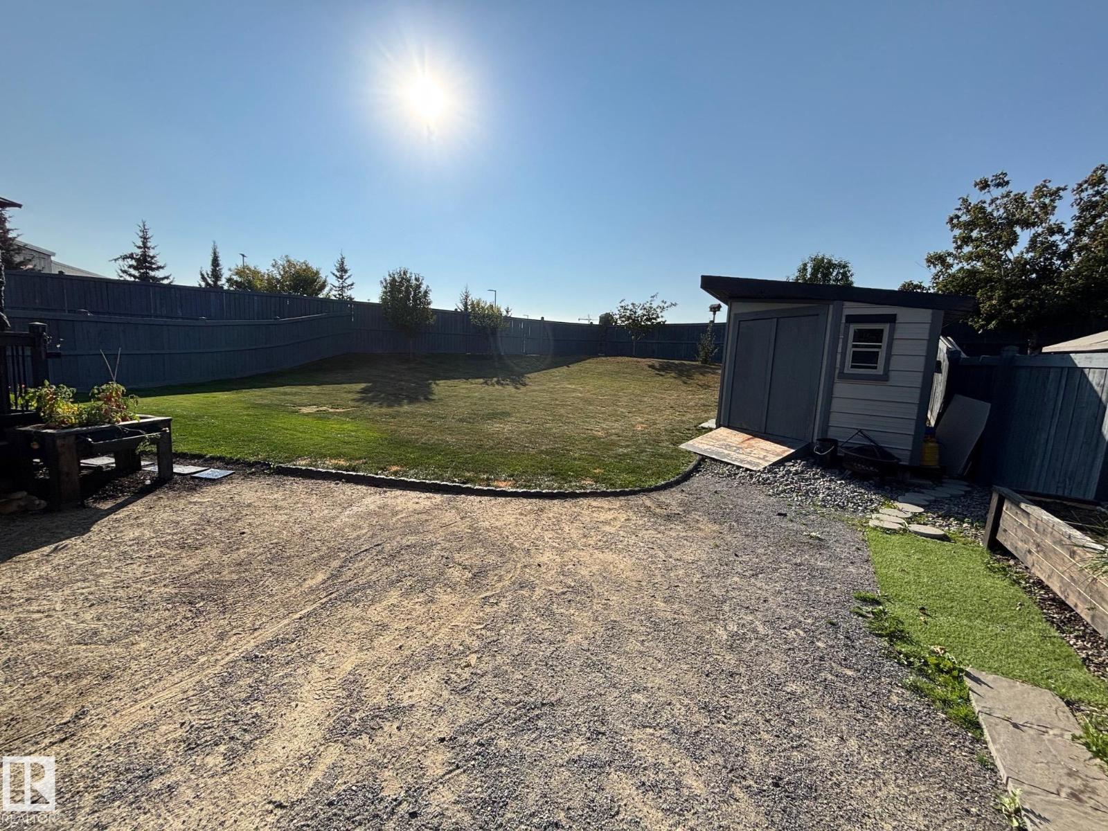 3885 GALLINGER LO NW, Edmonton