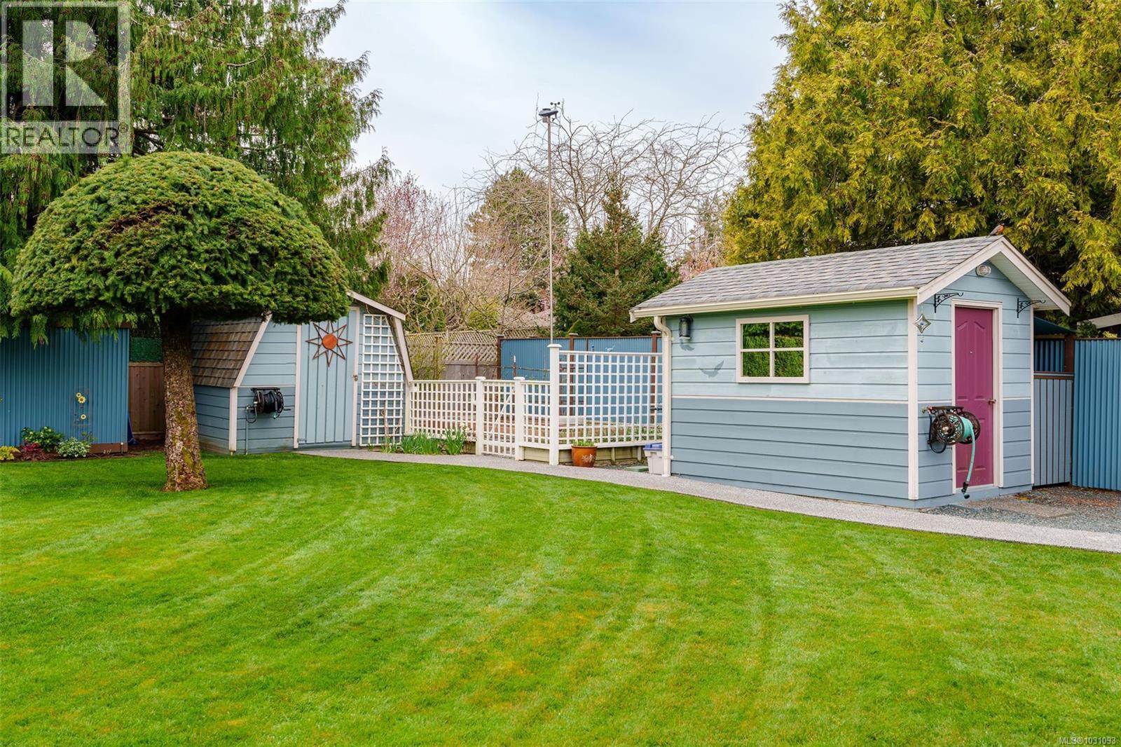 1298 Sunrise Dr, Parksville