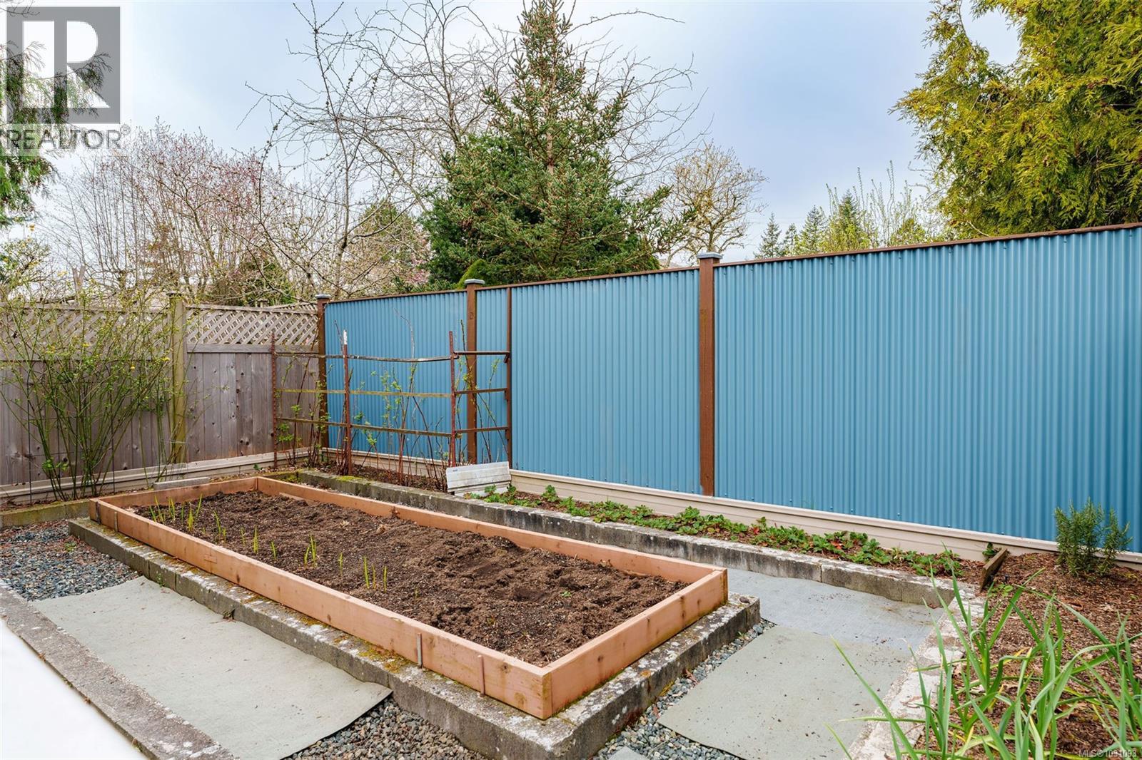 1298 Sunrise Dr, Parksville